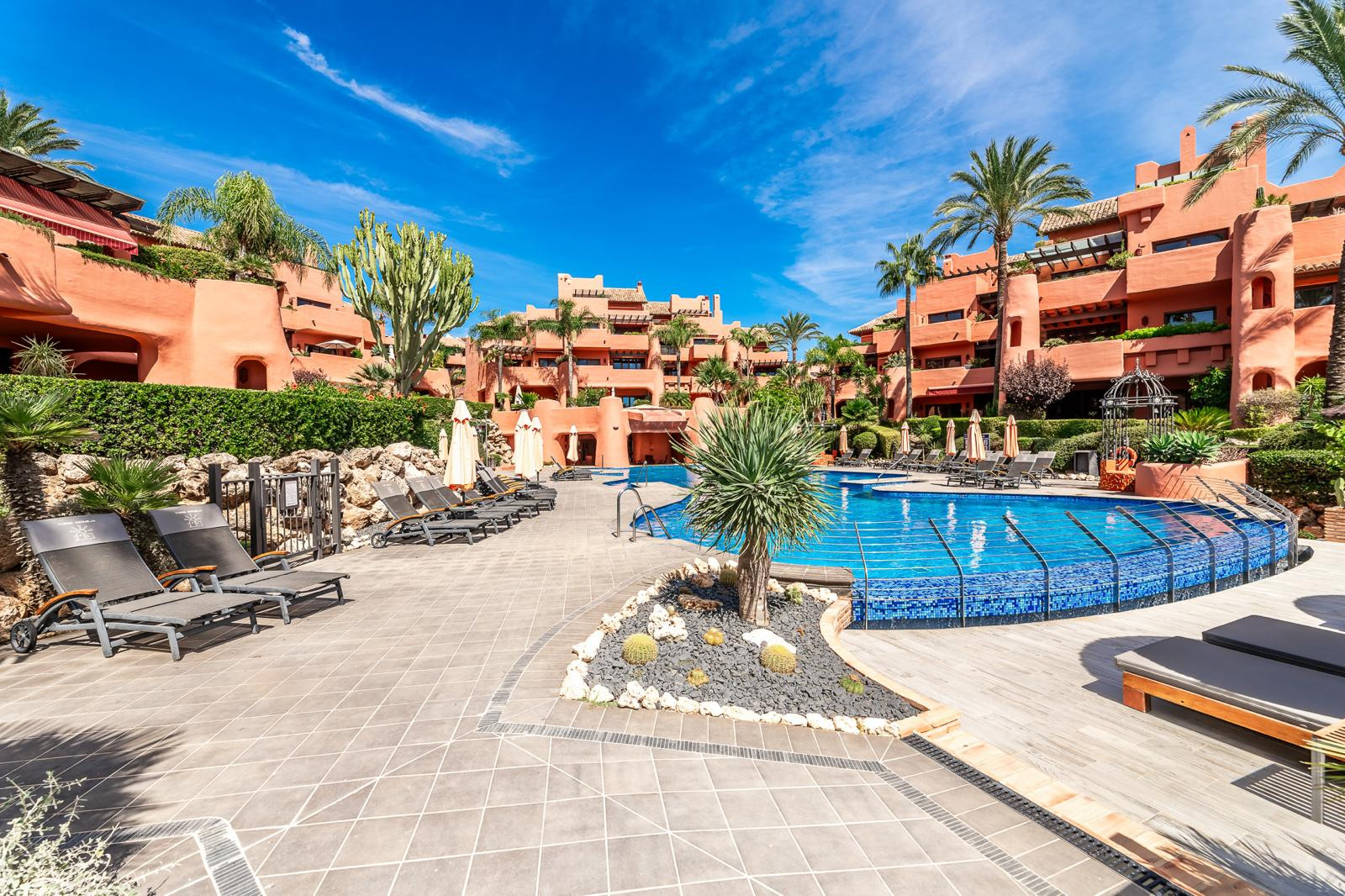 3 Bedroom Apartment in Estepona - Photo 15