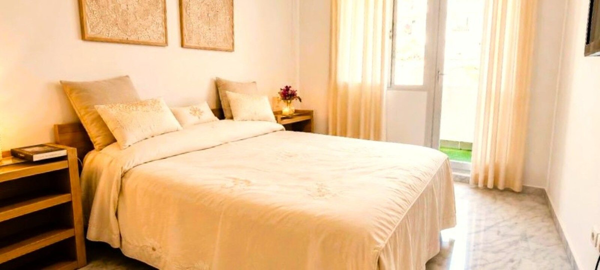 2 Bedroom Apartment in Mijas - Photo 19