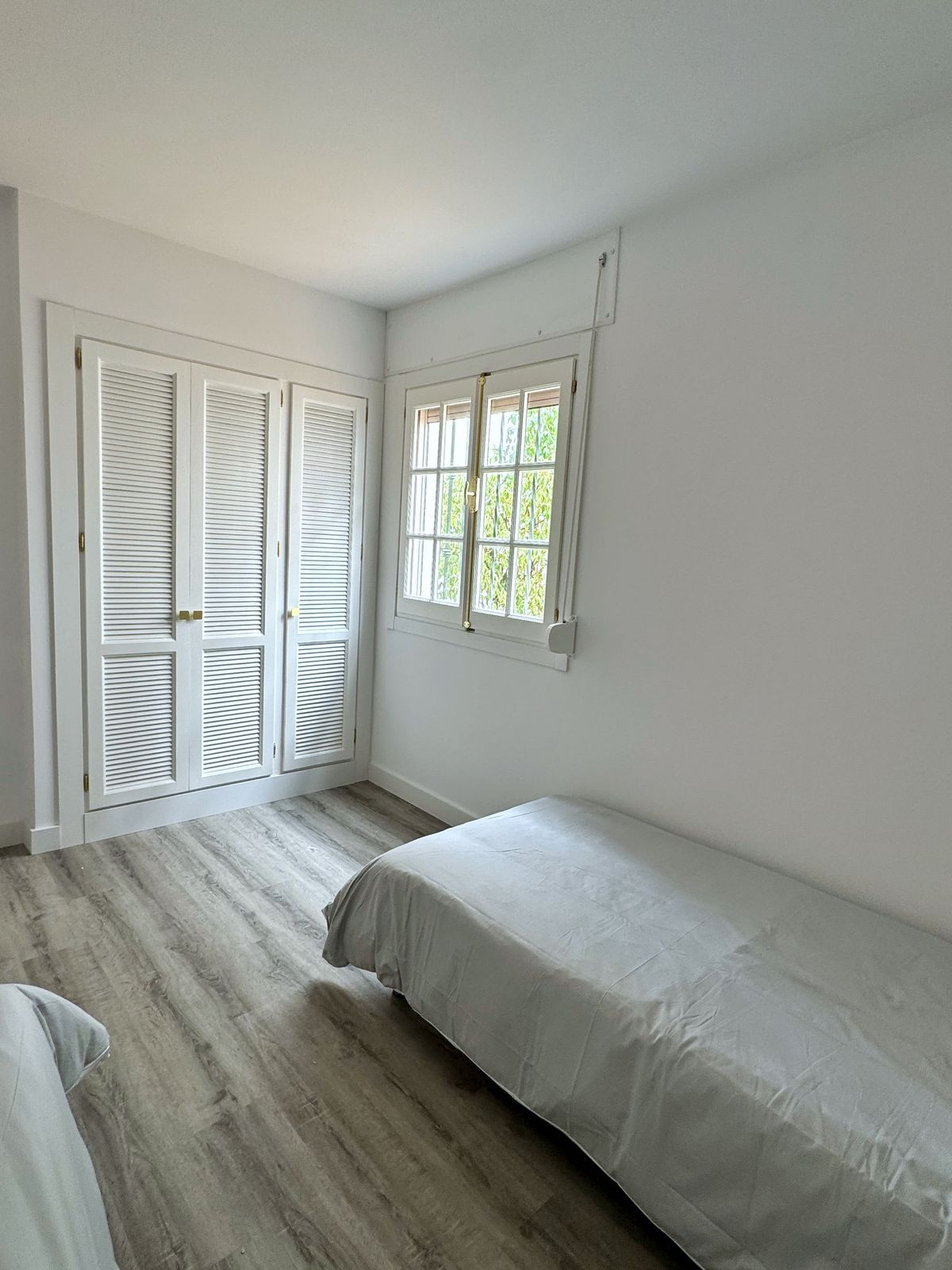 5 Bedroom Apartment in Benahavís - Photo 16