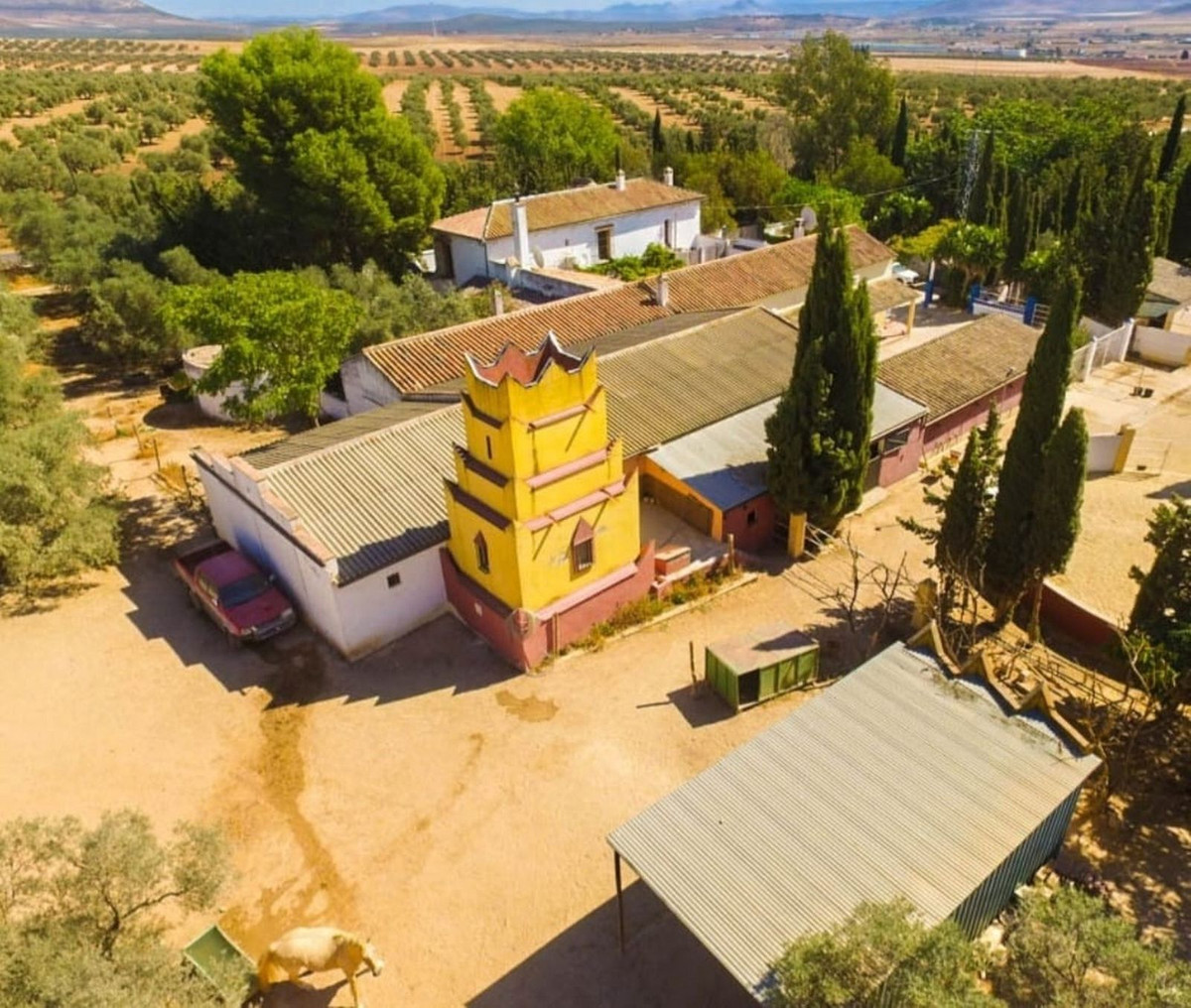 8 Bedroom Country house in Antequera - Photo 21