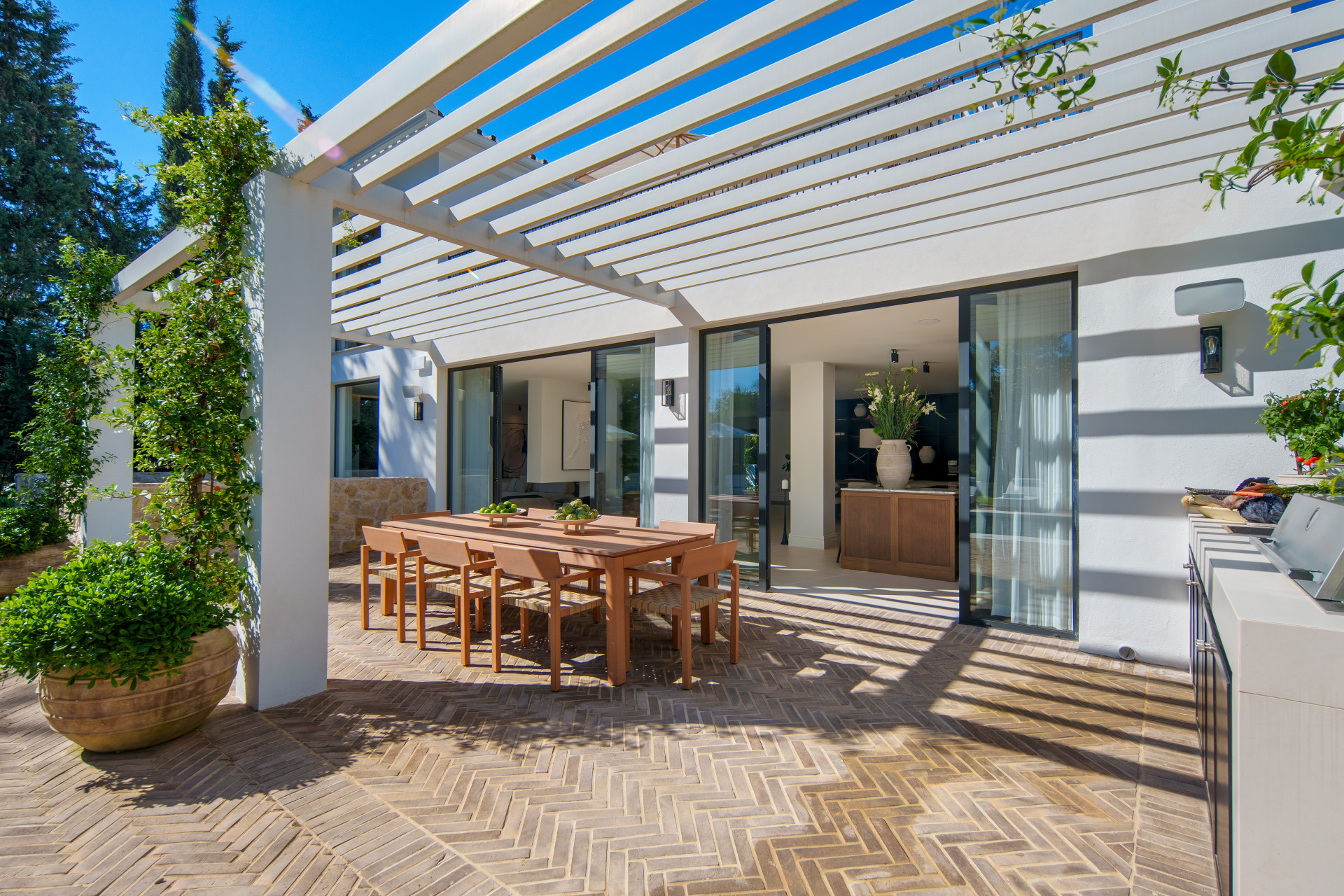 4 Bedroom Villa in Marbella - Photo 31