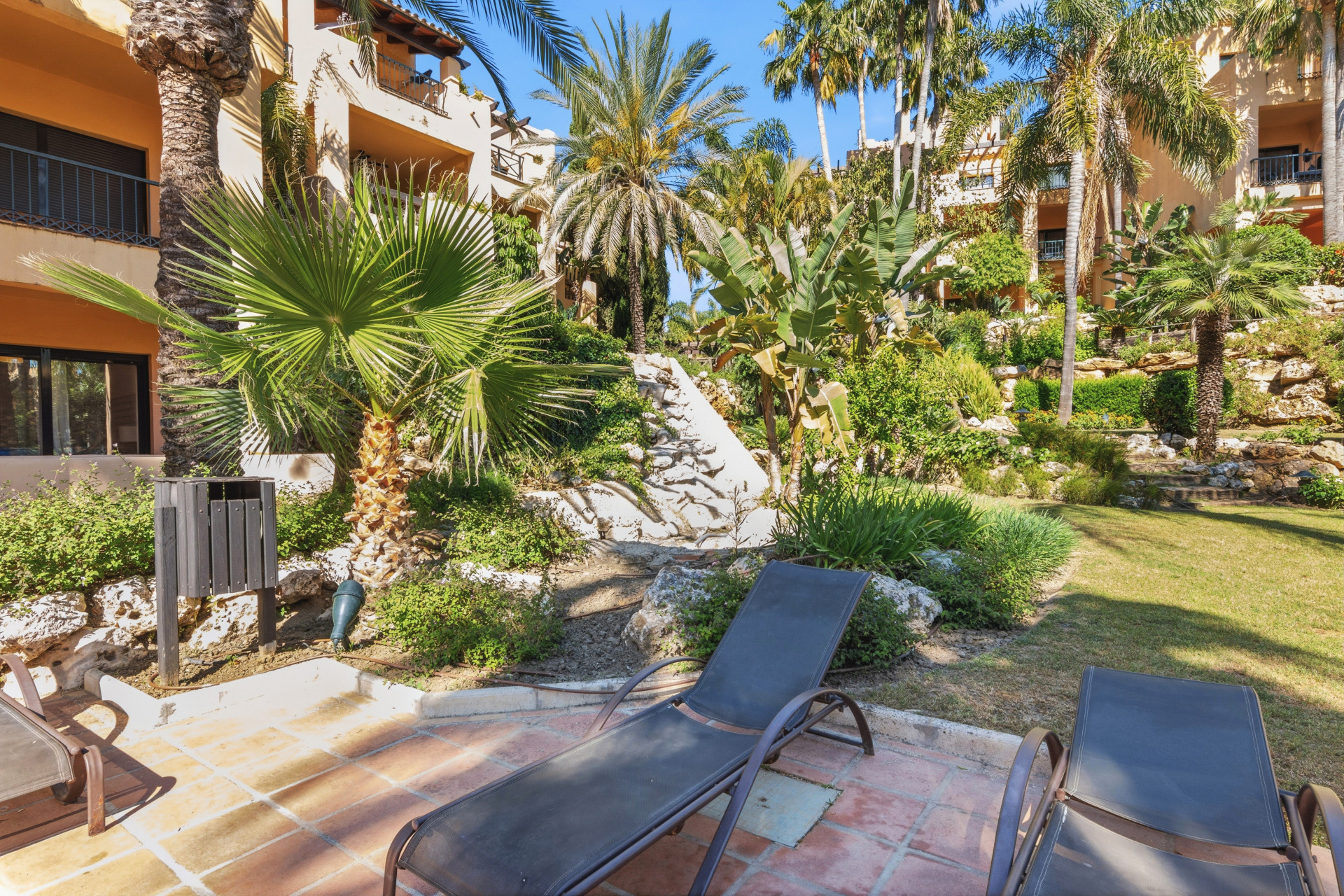 2 Bedroom Apartment in Estepona - Photo 22