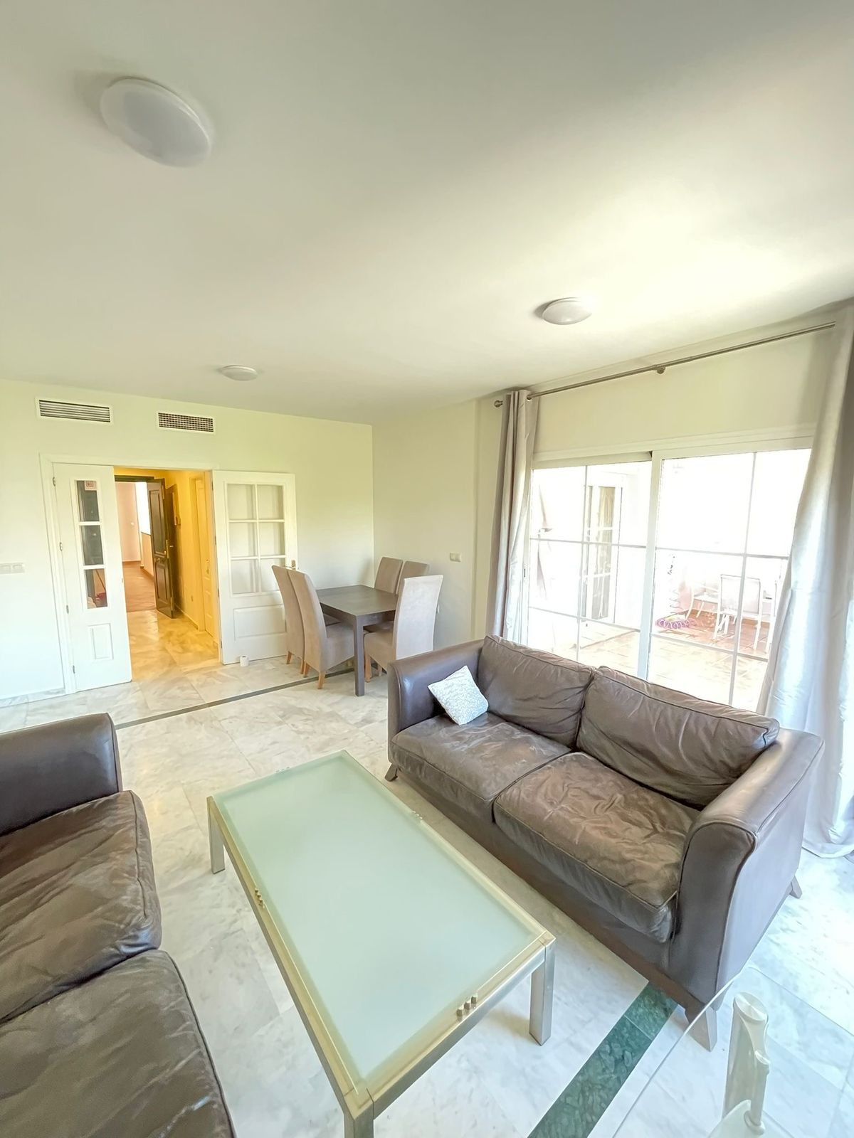 2 Bedroom Apartment in Mijas - Photo 7