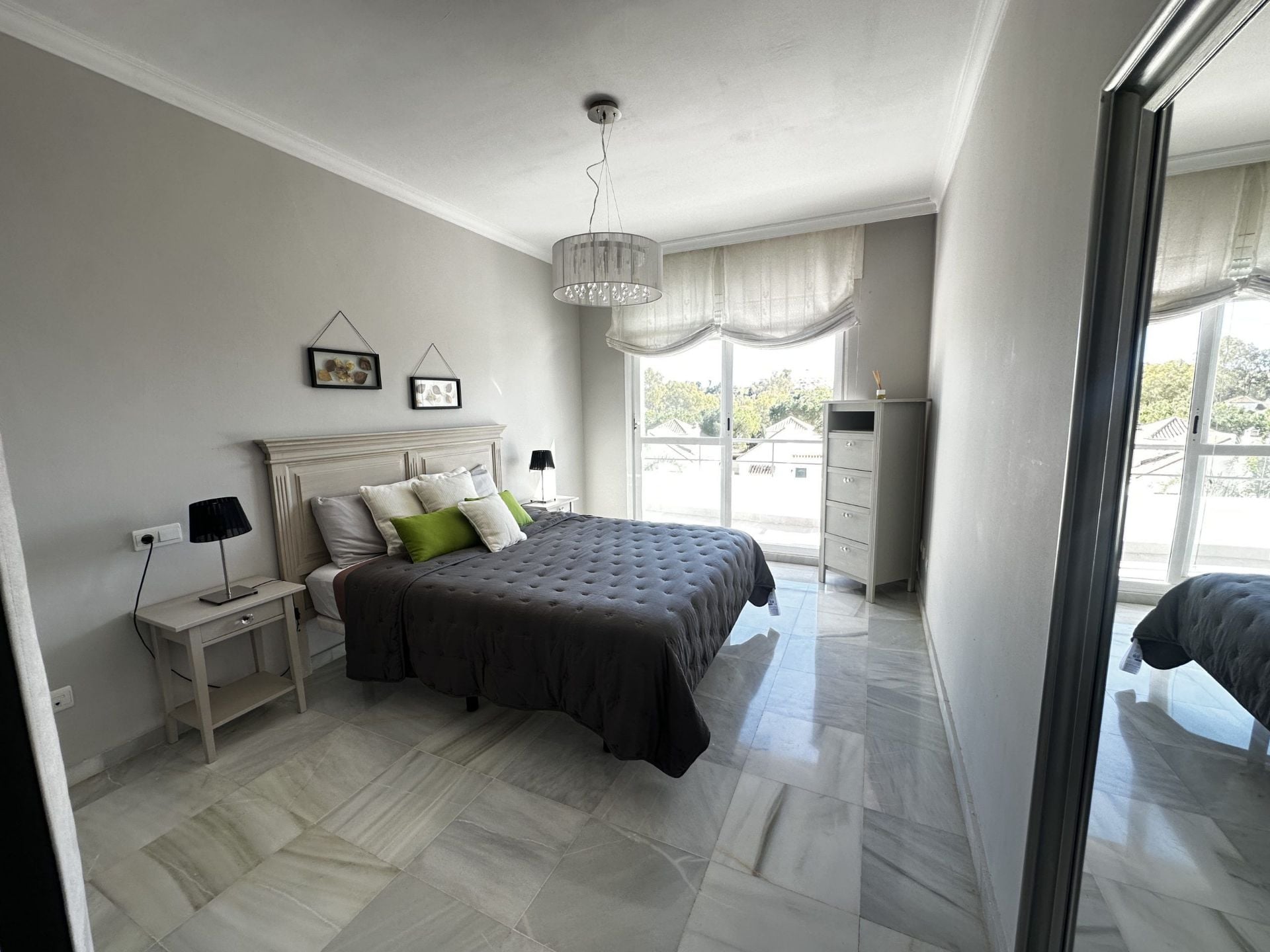 2 Bedroom Apartment in Marbella - Foto 14