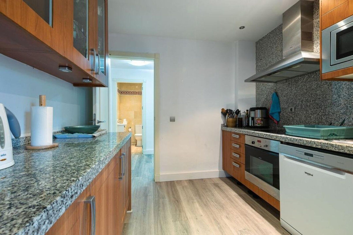 2 Bedroom Apartment in Marbella - Photo 7
