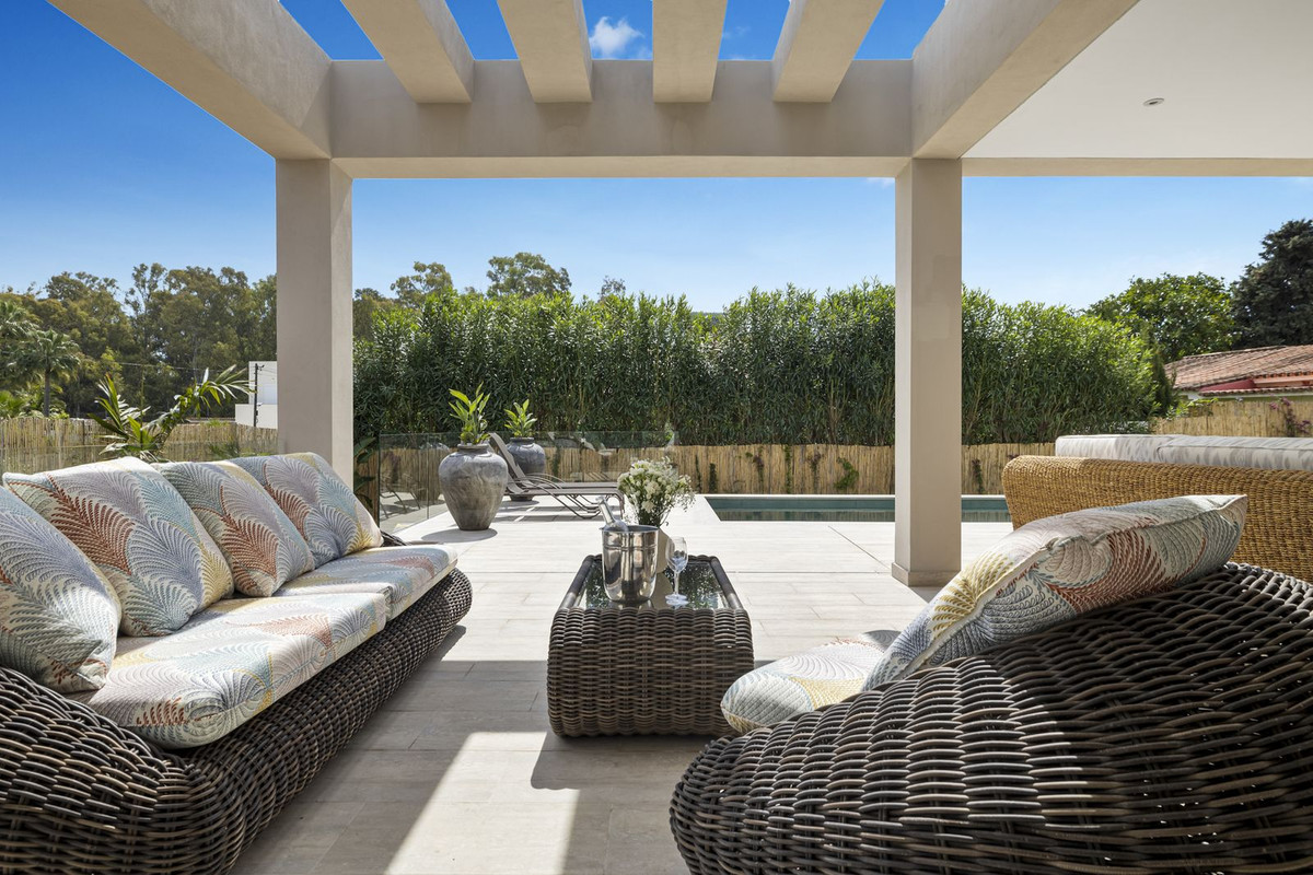 5 Bedroom Villa in San Pedro de Alcántara - Photo 45