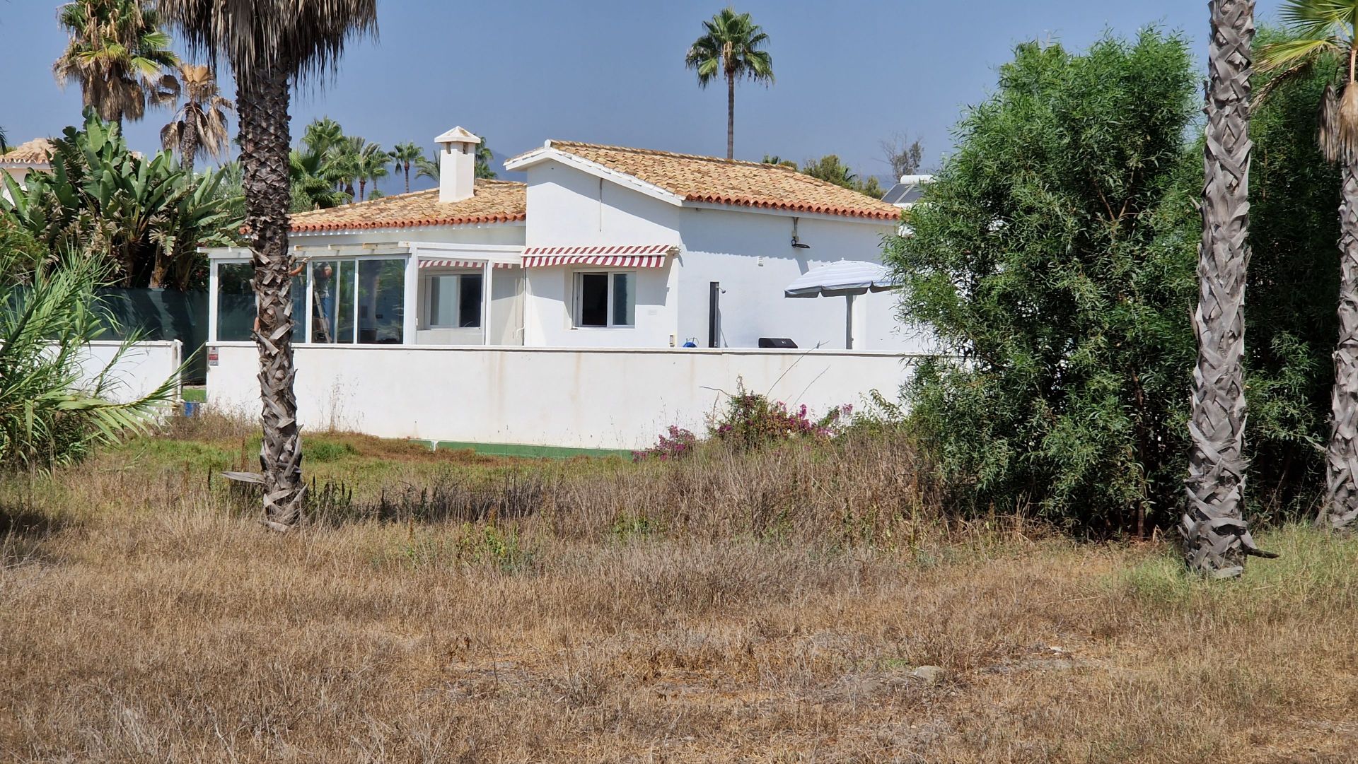 3 Bedroom Villa in Estepona - Foto 3
