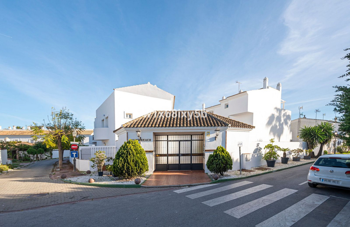 3 Bedroom Townhouse in Estepona - Фото 29