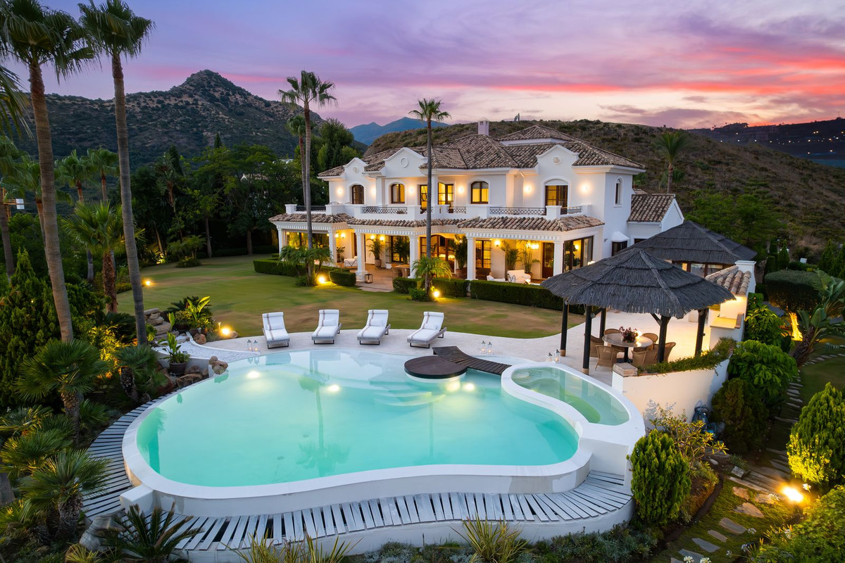 5 Bedroom Villa in Benahavís - Foto 2