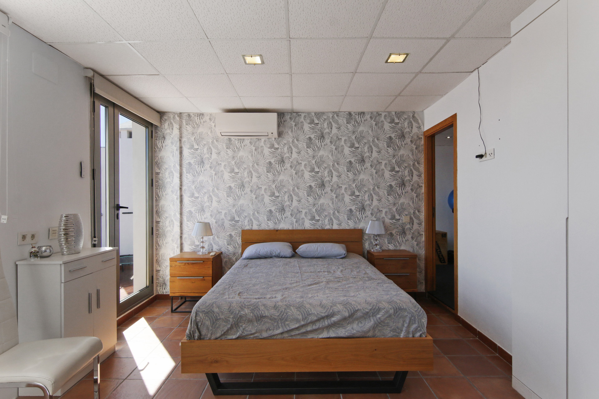 3 Bedroom Penthouse in Estepona - Photo 16