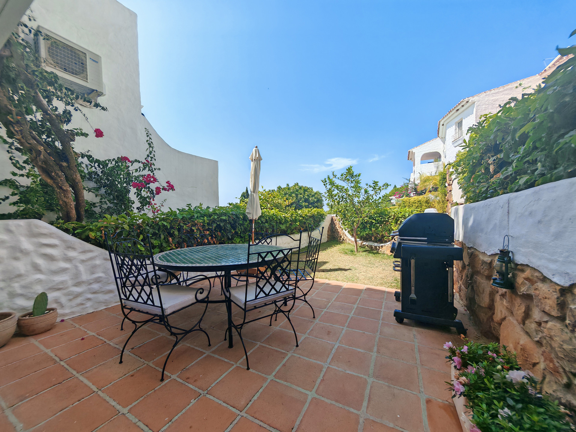 4 Bedroom Townhouse in Marbella - Photo 25