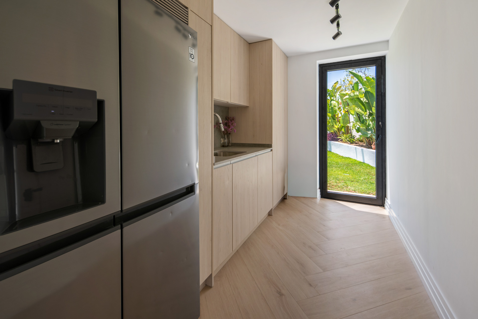 6 Bedroom Villa in Estepona - Photo 41