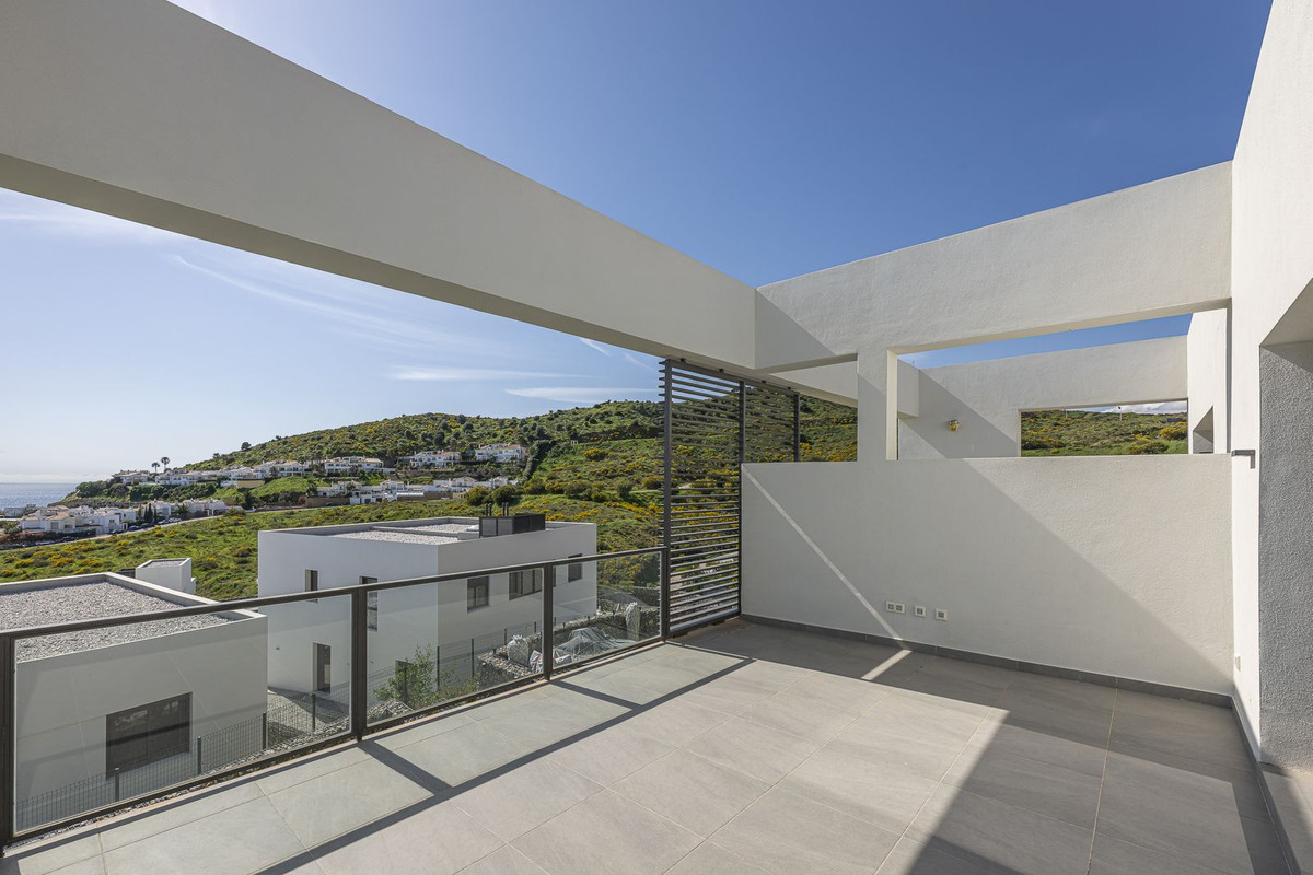 3 Bedroom Townhouse in Mijas - Photo 43
