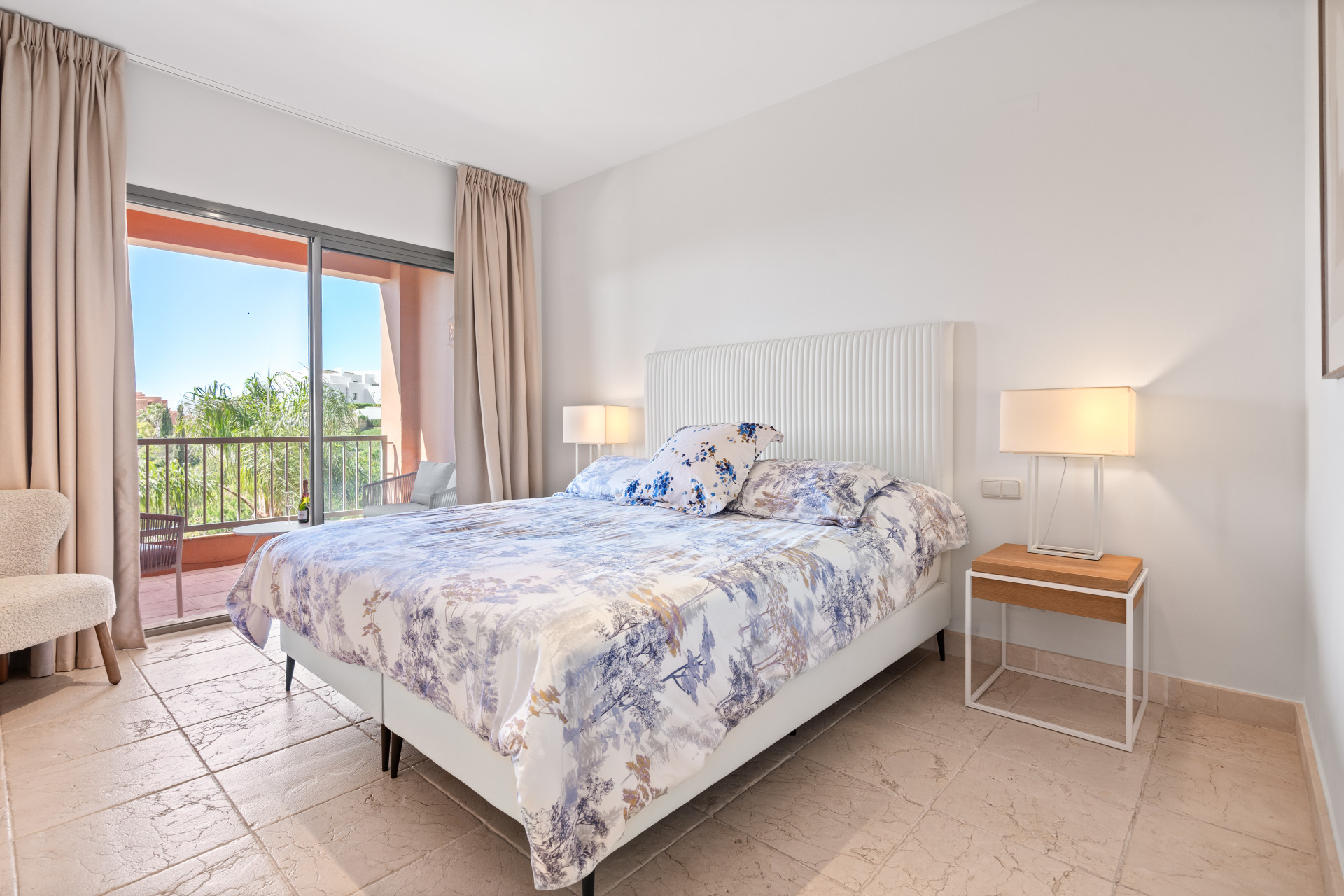 2 Bedroom Apartment in Benahavís - Фото 15