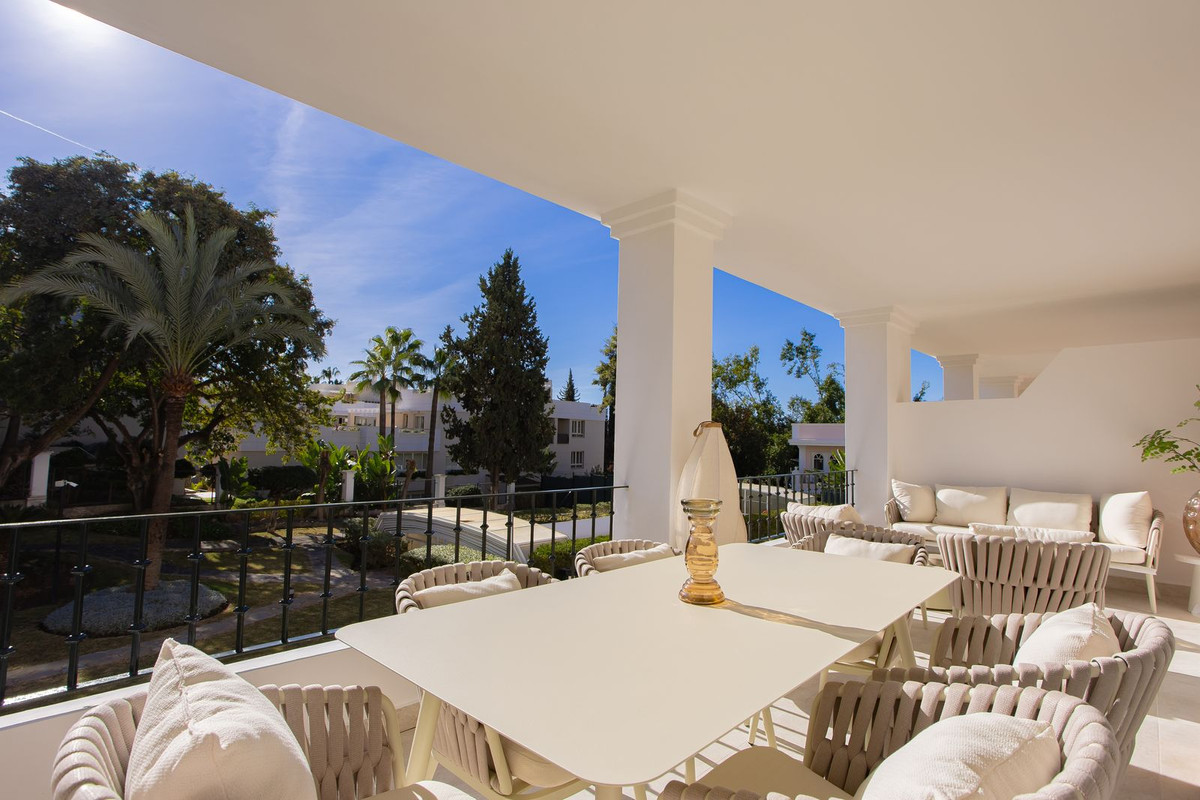 Apartamento com 4 quartos com piscina em Málaga, Espanha – Foto 1