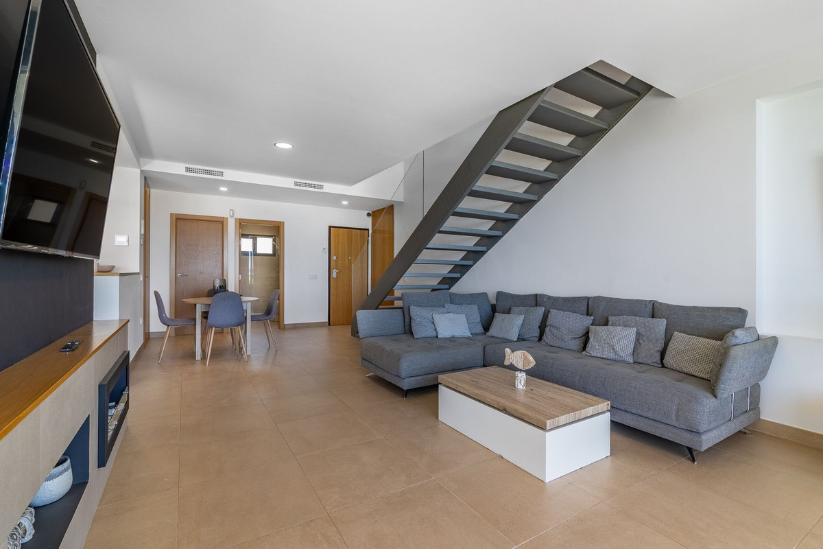 4 Bedroom Villa in Manilva - Photo 3