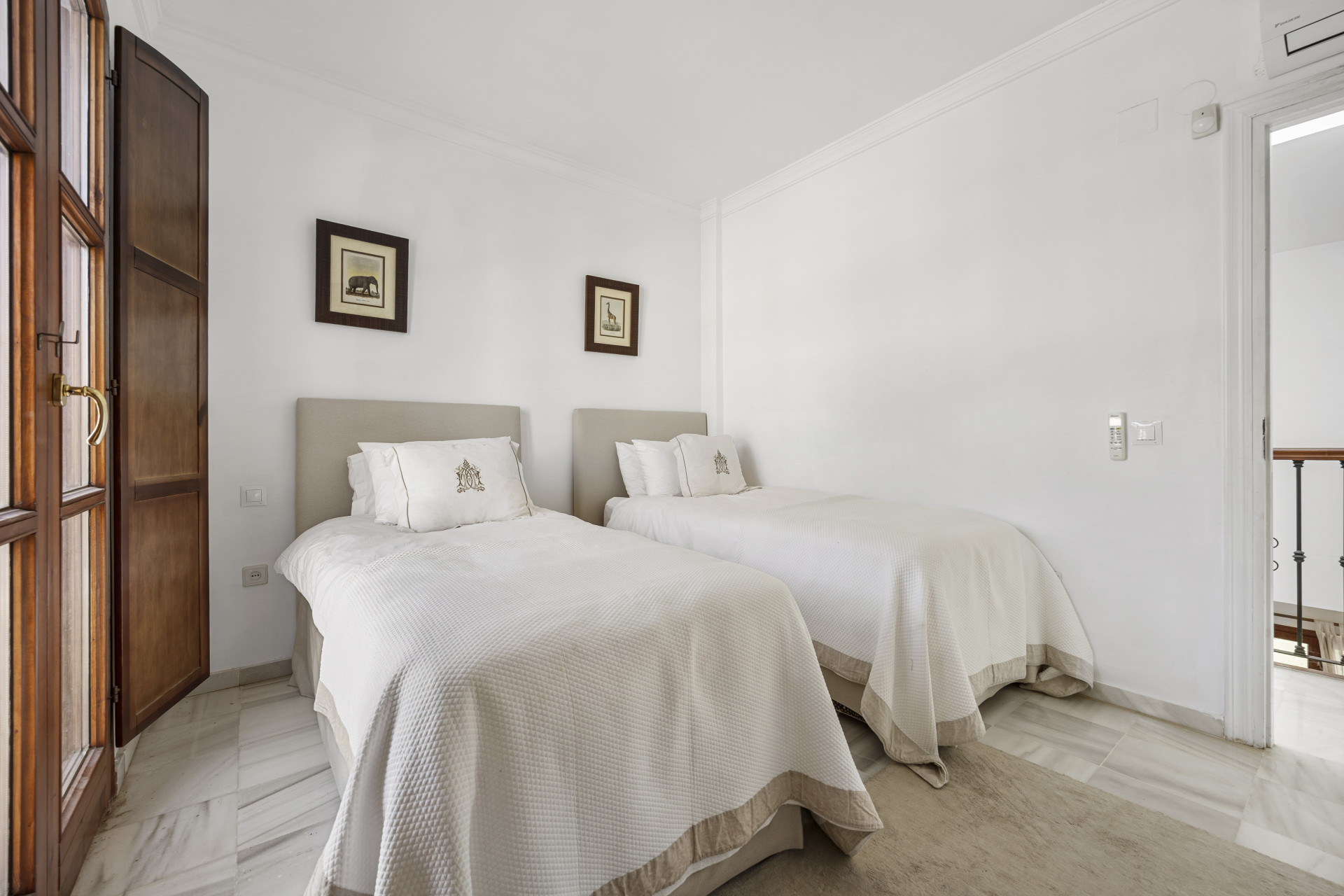 4 Bedroom Townhouse in San Pedro de Alcántara - Photo 21
