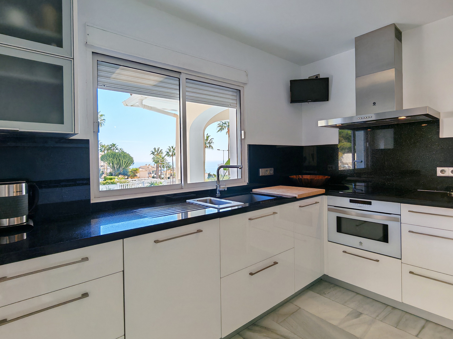 4 Bedroom Villa in Mijas - Photo 9