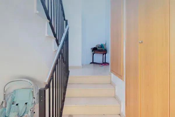 Chalet de 4 dormitorios en Valencia – Foto 20