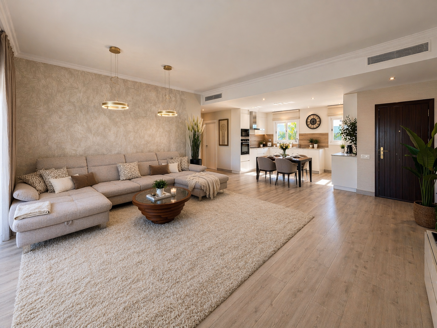 2 Bedroom Penthouse in Benahavís - Photo 6