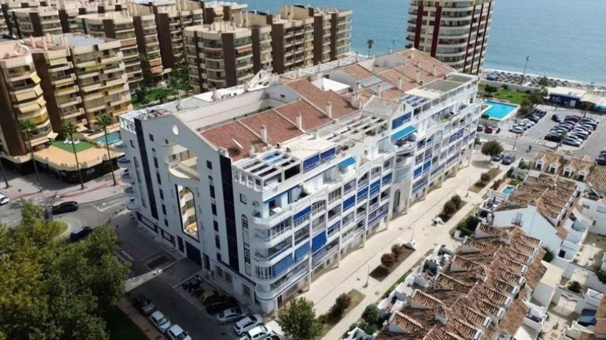 3 Bedroom Apartment in Fuengirola - Foto 26