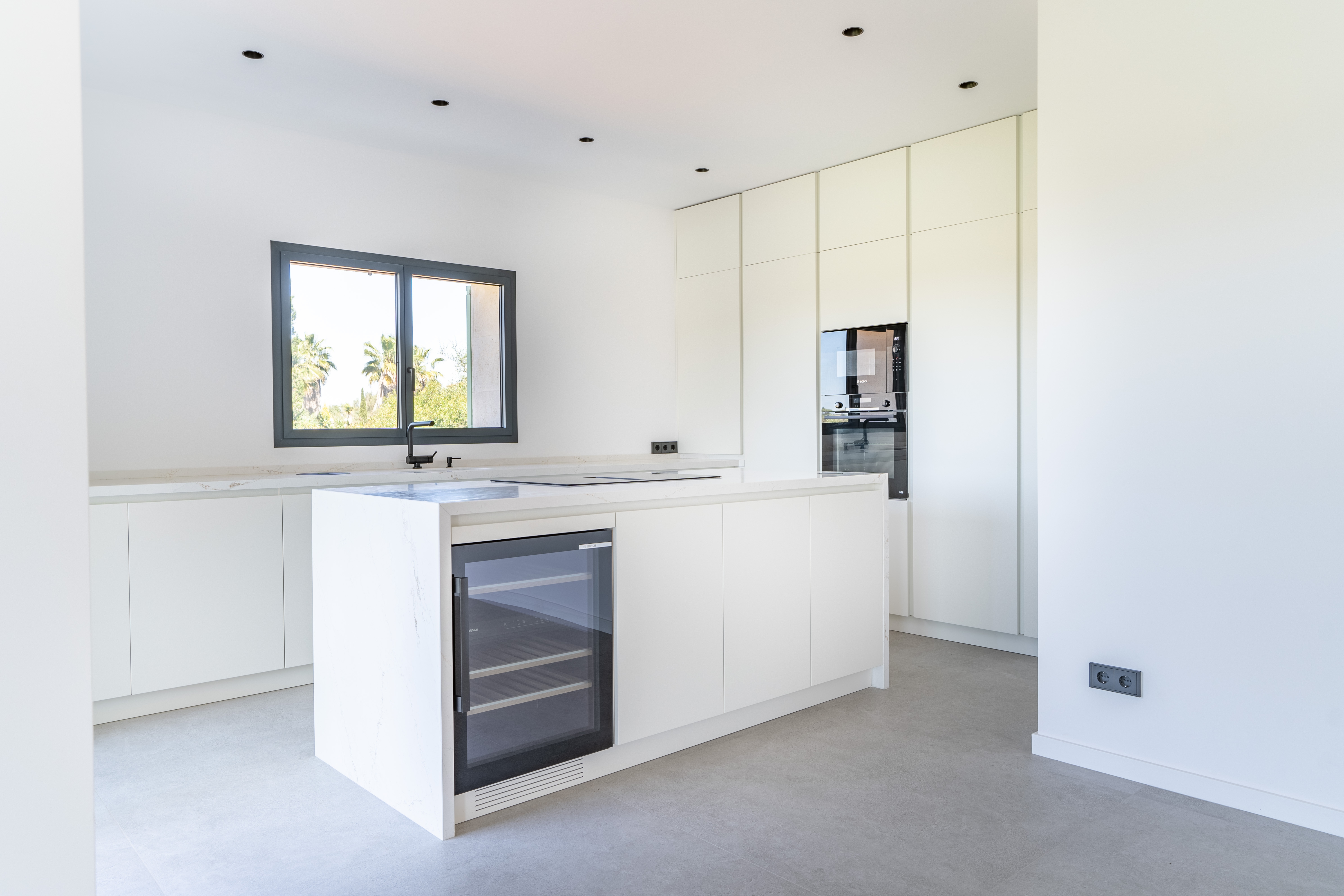 Chalet de 5 dormitorios con piscina en Baleares – Foto 17