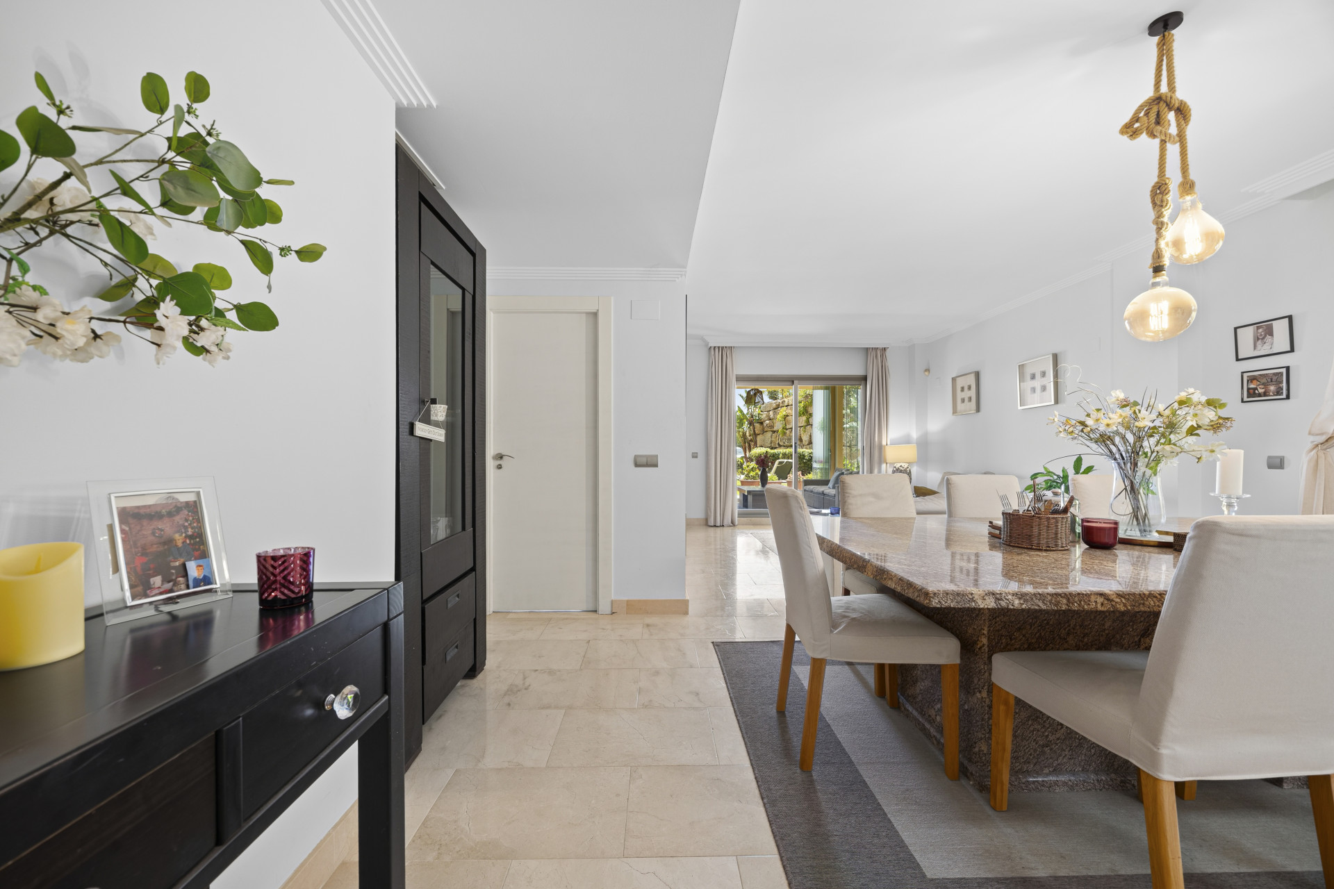 3 Bedroom Apartment in Benahavís - Foto 6