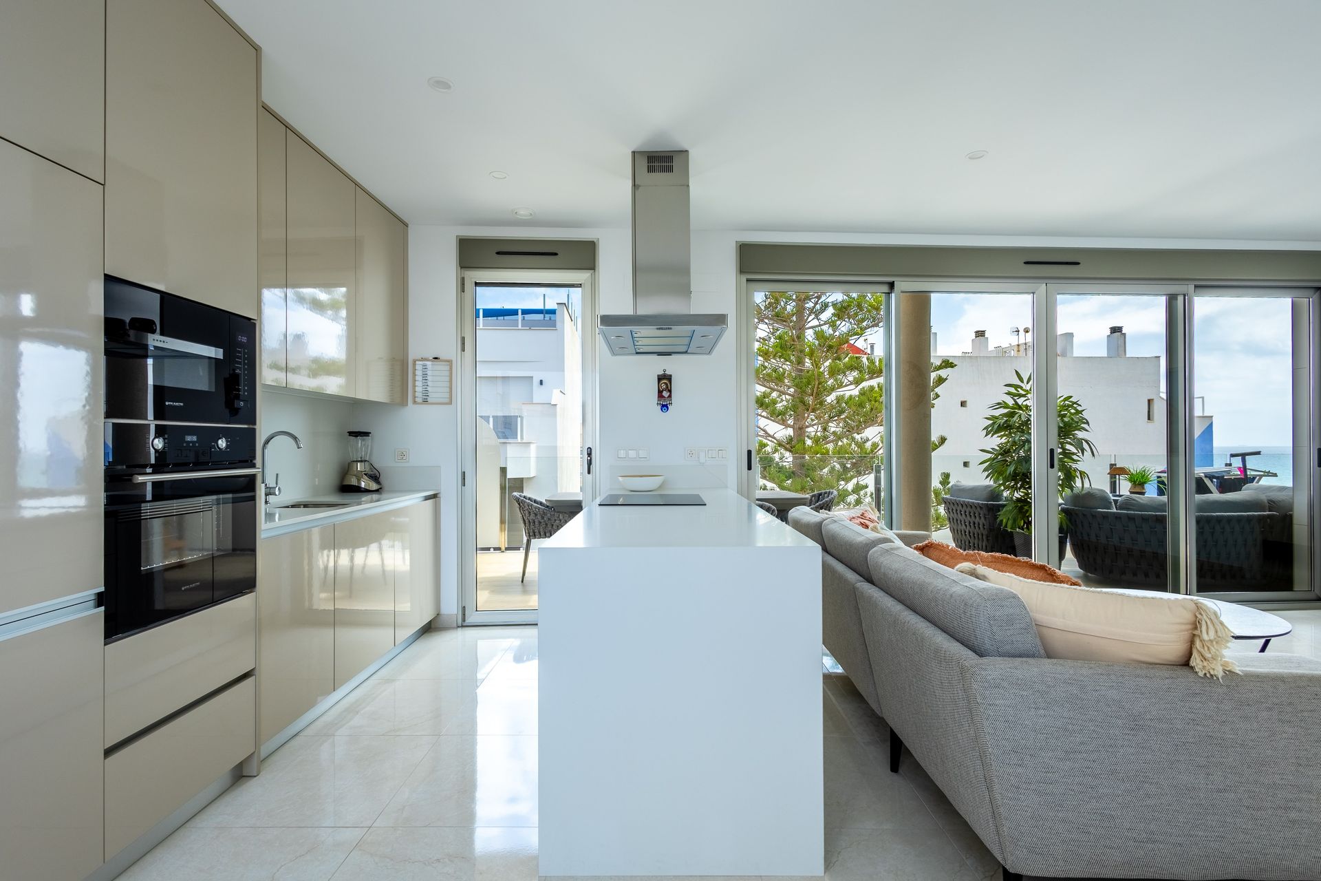 Apartamento com 4 quartos com piscina em Alicante, Espanha – Foto 5