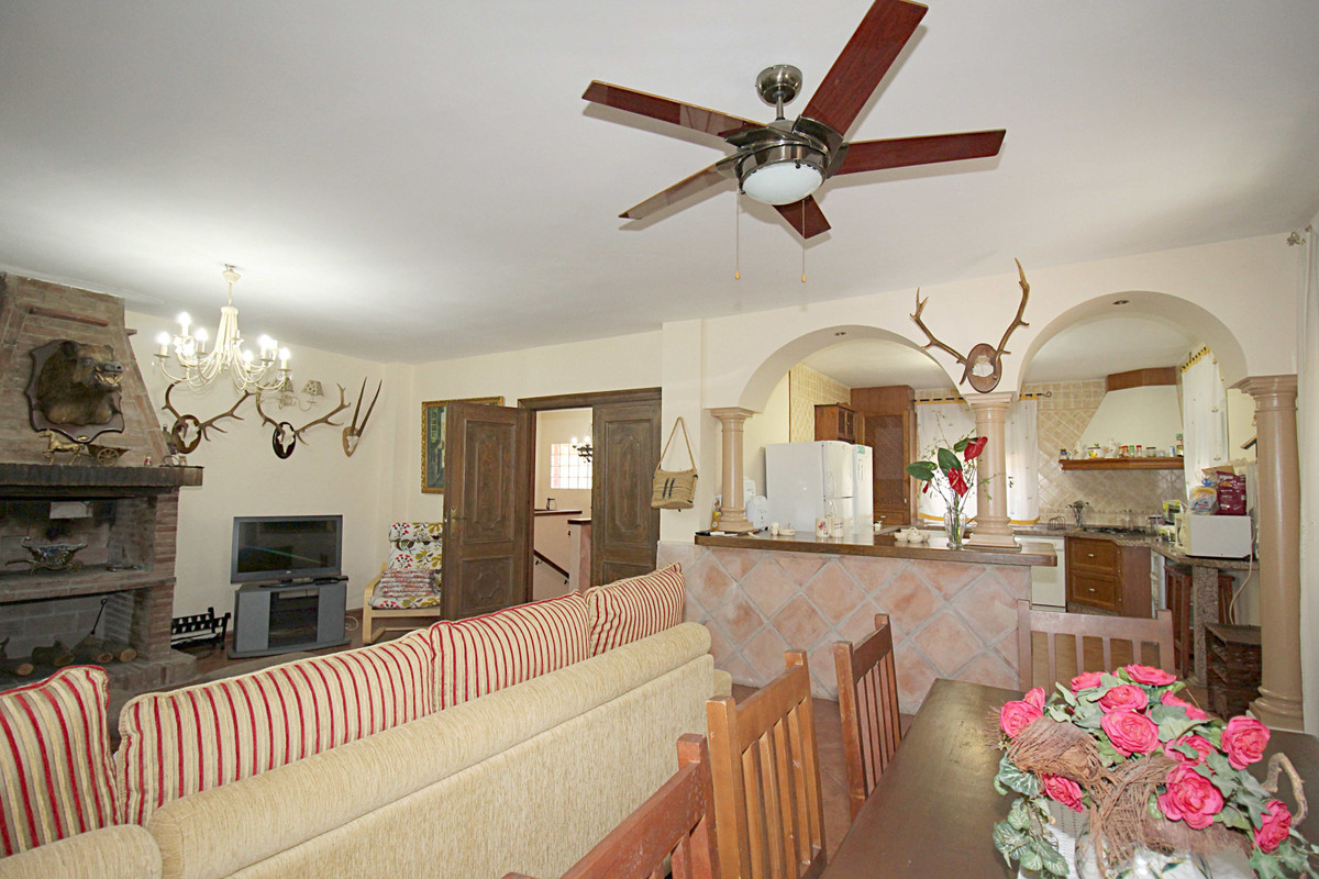 6 Bedroom Country house in Monda - Foto 15
