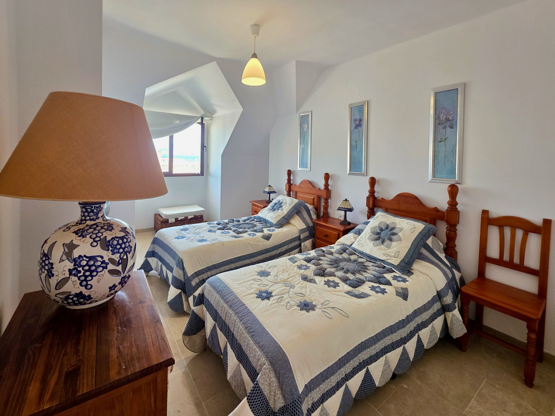 3 Bedroom Penthouse in La Duquesa - Photo 24
