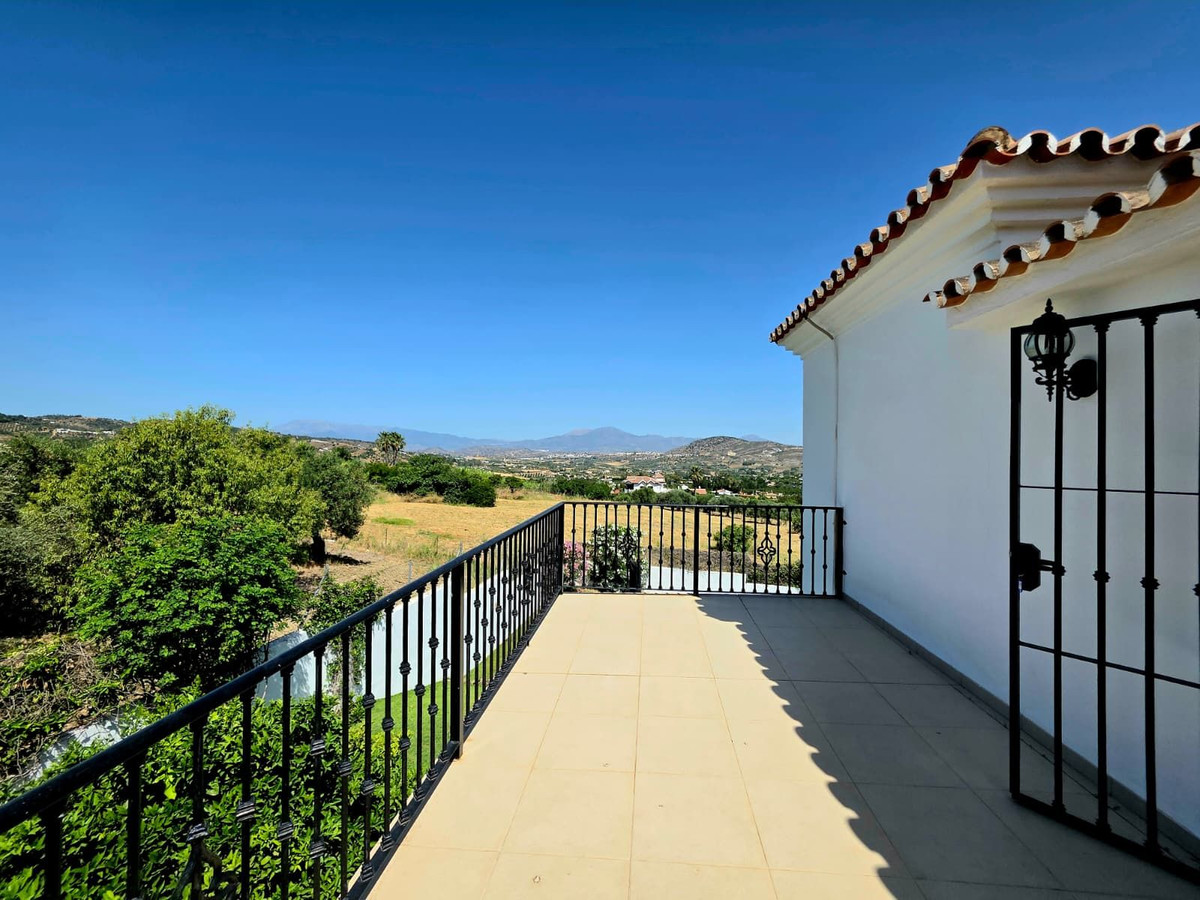 4 Bedroom Villa in Alhaurín el Grande - Foto 34