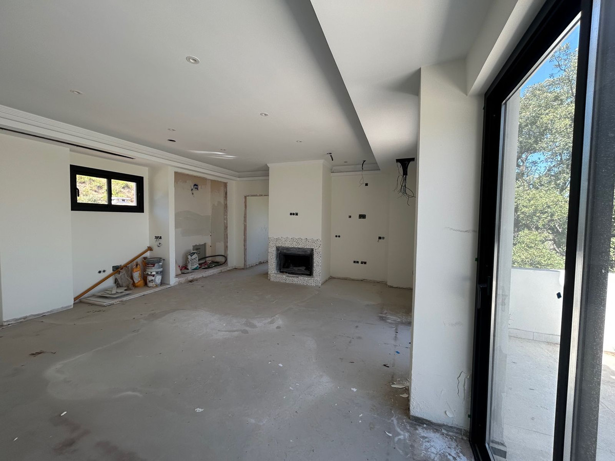 3 Bedroom Villa in Marbella - Photo 18