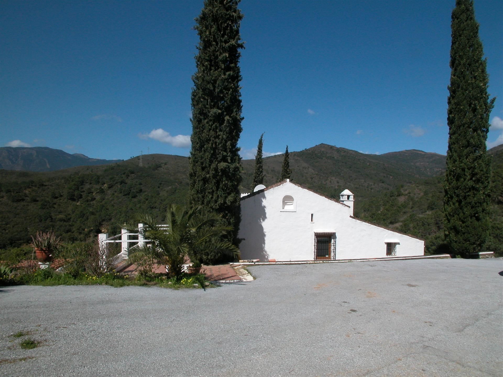 4 Bedroom Country house in Estepona - Foto 3