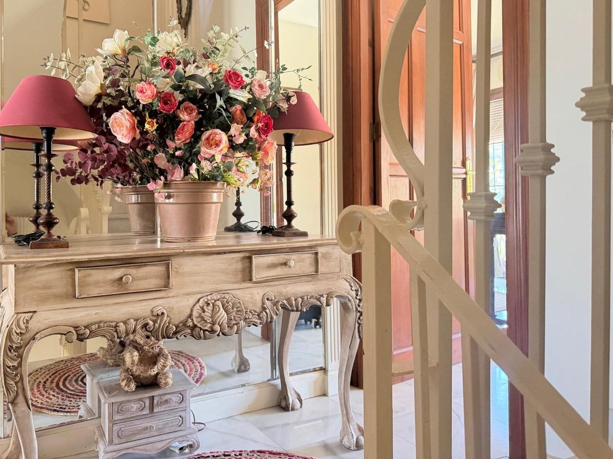 3 Bedroom Townhouse in Marbella - Photo 3