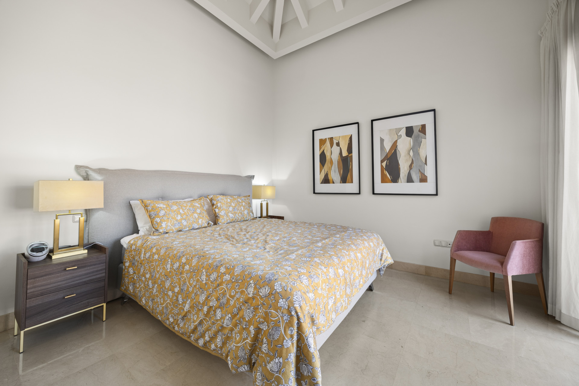 3 Bedroom Penthouse in San Pedro de Alcántara - Photo 14