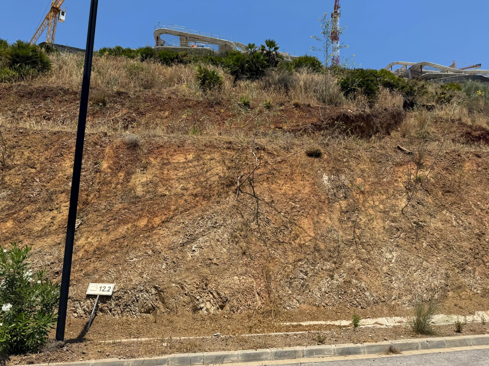 1,587 m² Plot in Benahavís - Photo 21