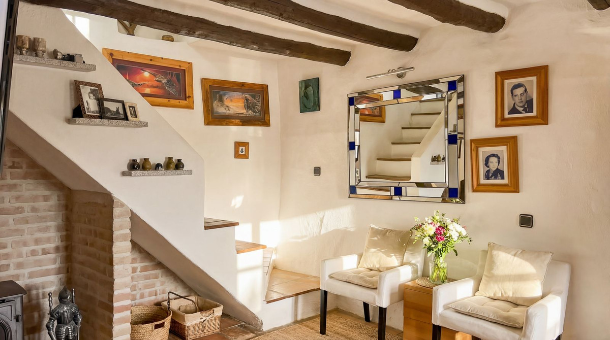 6 Bedroom Country house in Villanueva del Rosario - Photo 18