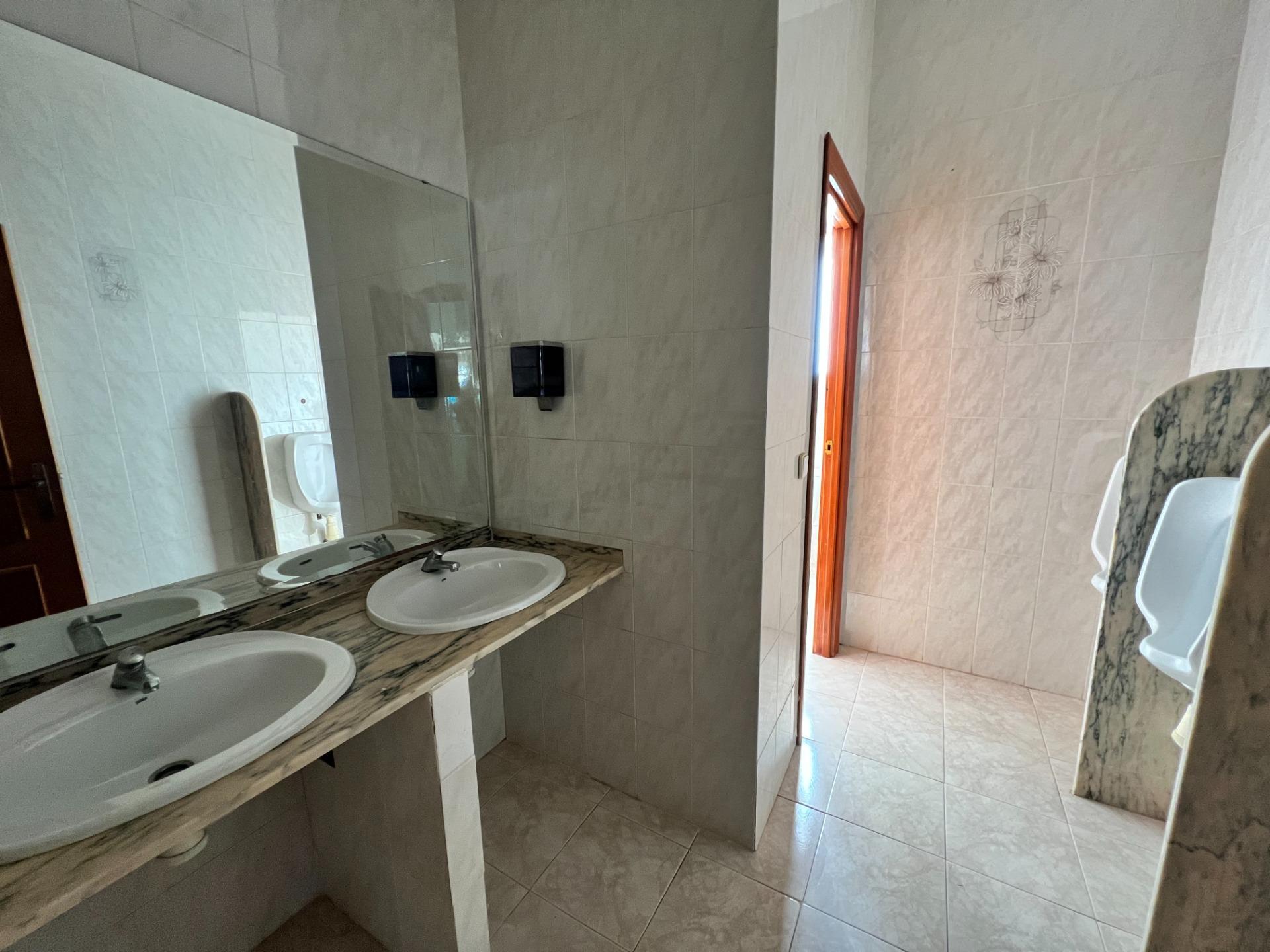 Chalet de 4 dormitorios en Murcia – Foto 8