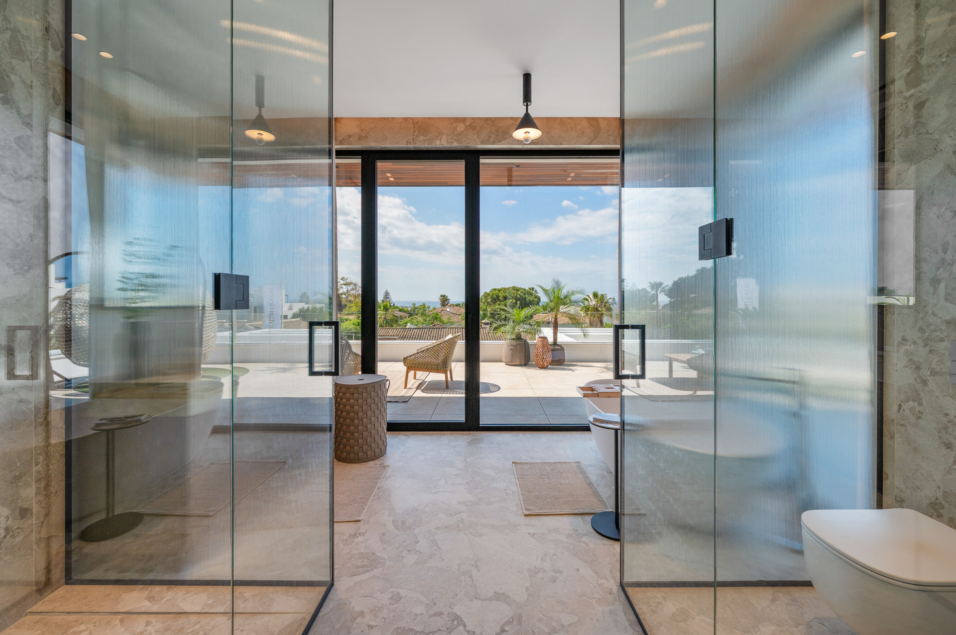 6 Bedroom Villa in Marbella - Photo 15