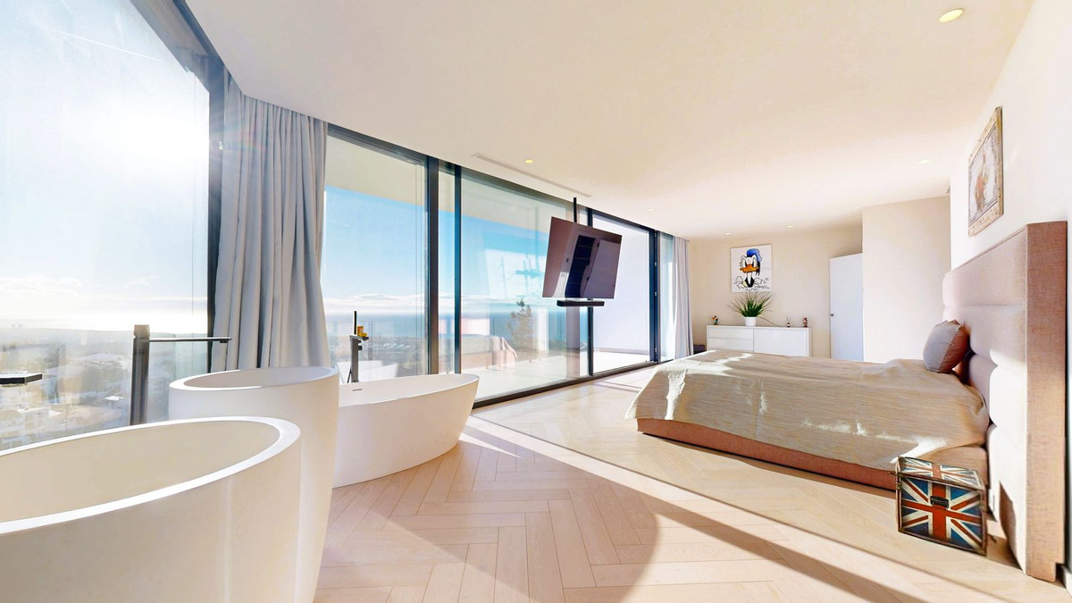 4 Bedroom Villa in Marbella - Foto 16