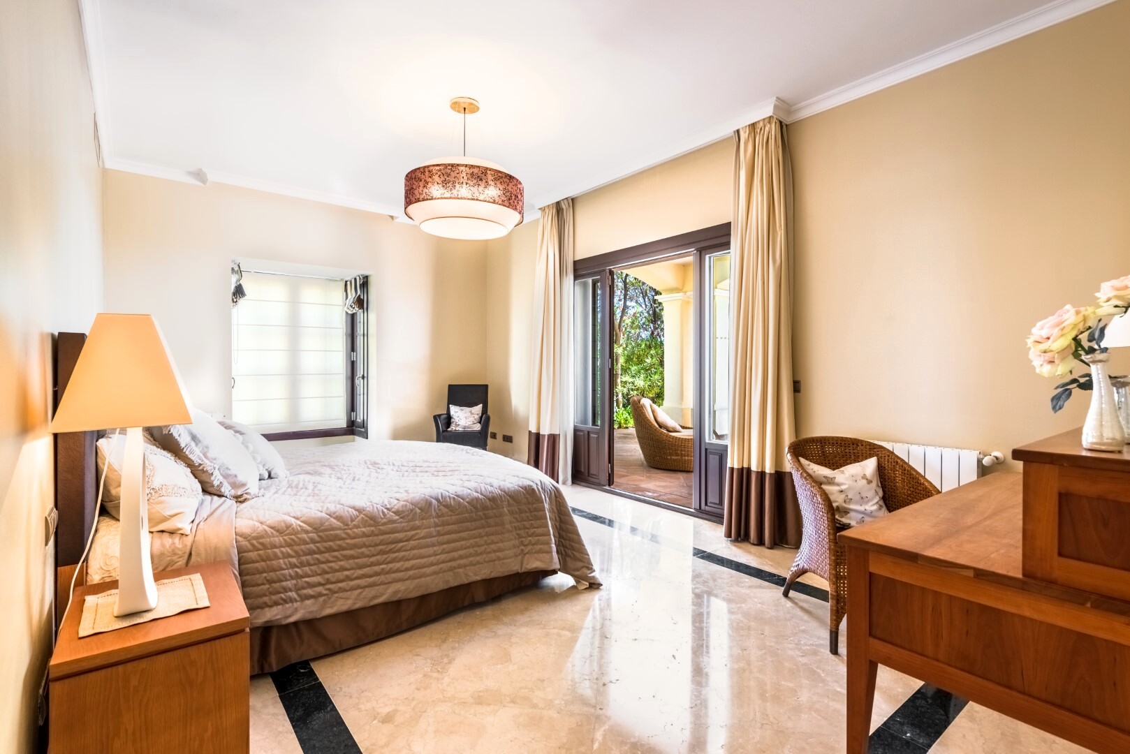 7 Bedroom Villa in Benahavís - Foto 17