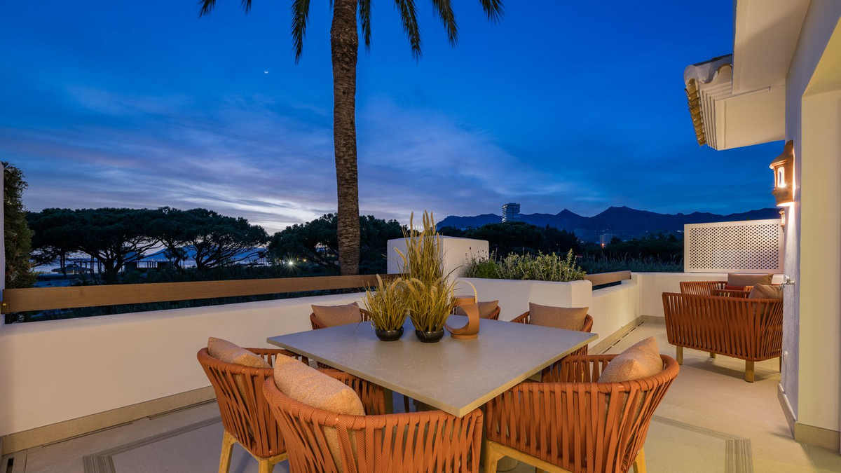 3 Bedroom Apartment in Marbella - Photo 29