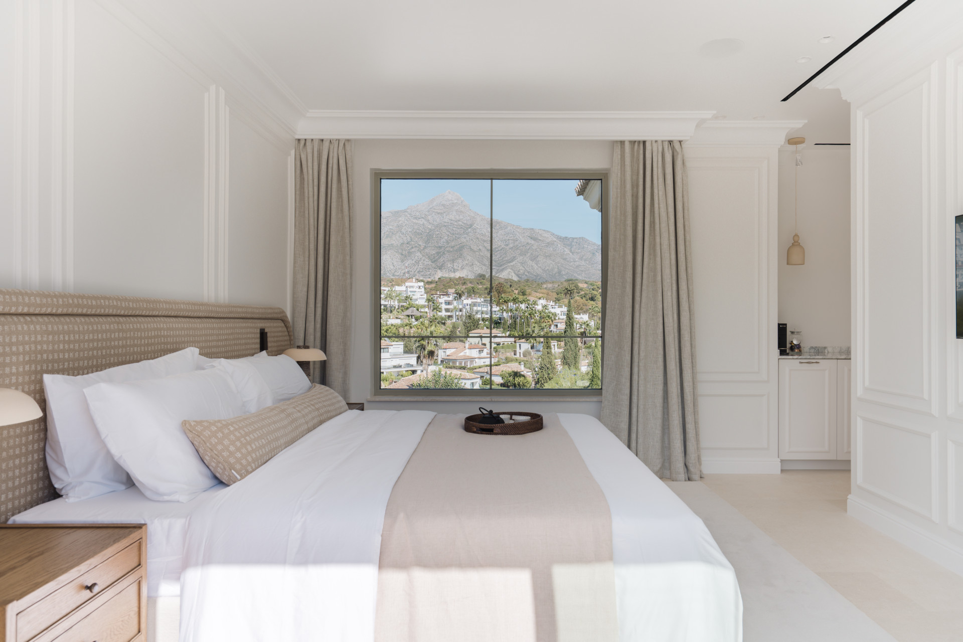 5 Bedroom Villa in Marbella - Photo 21