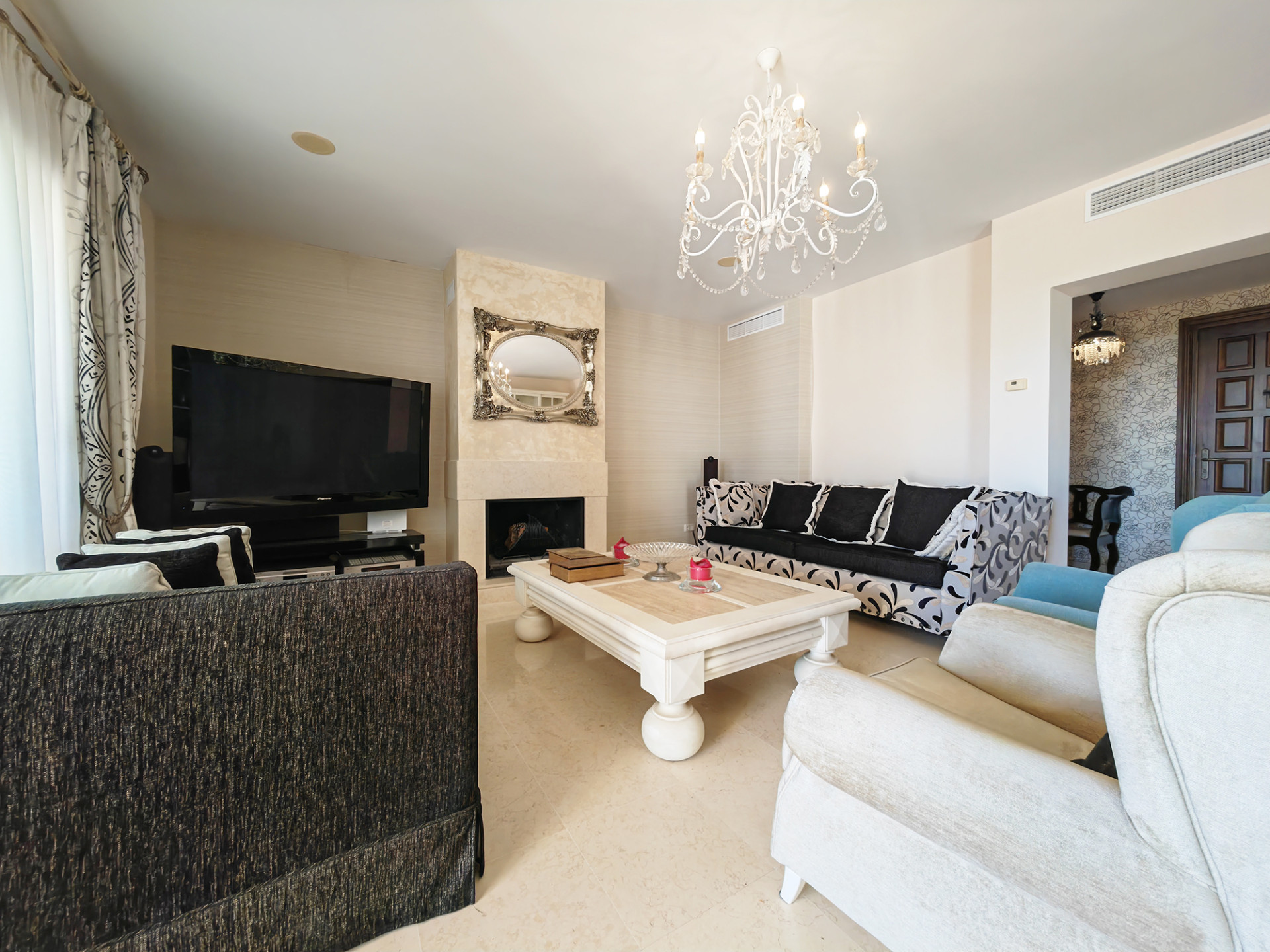 4 Bedroom Penthouse in Benahavís - Foto 4