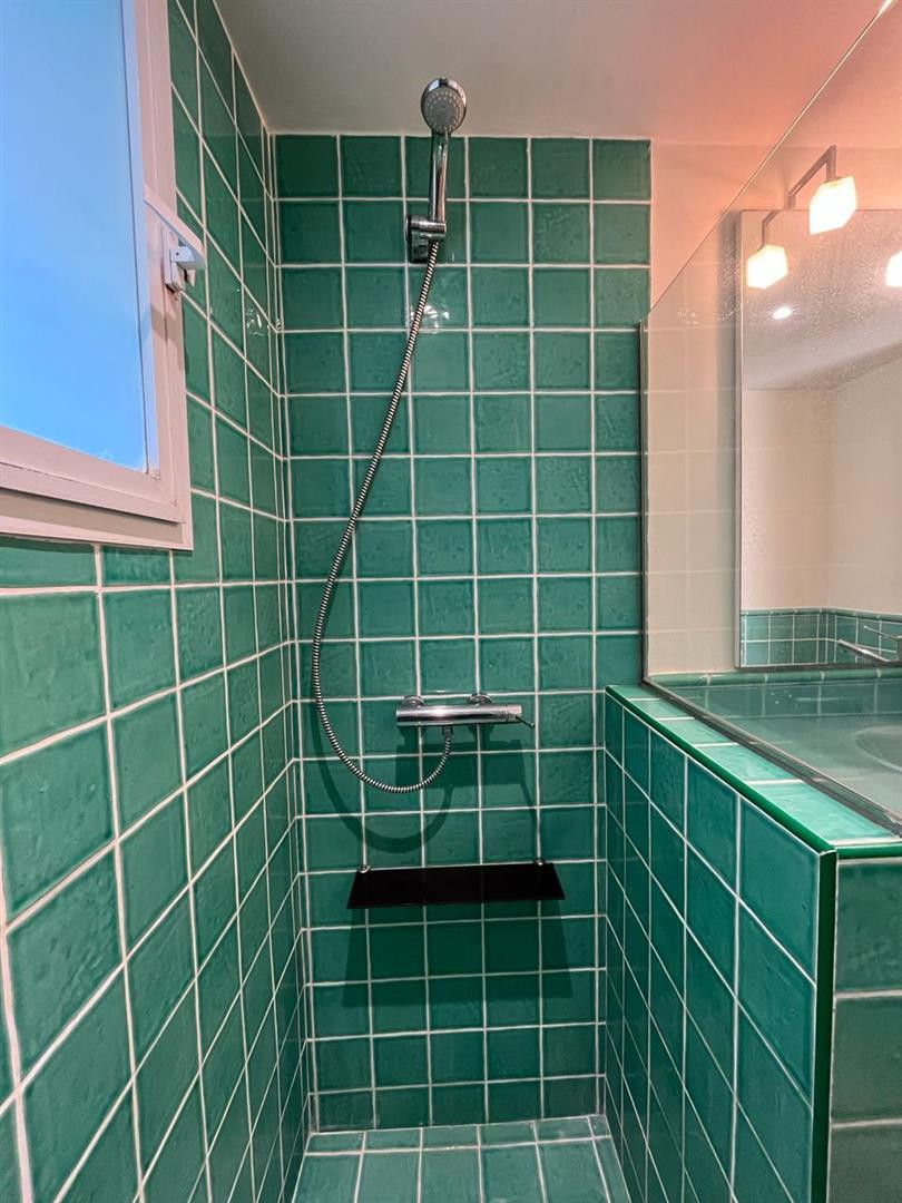 Piso de 2 dormitorios con piscina en Málaga – Foto 16