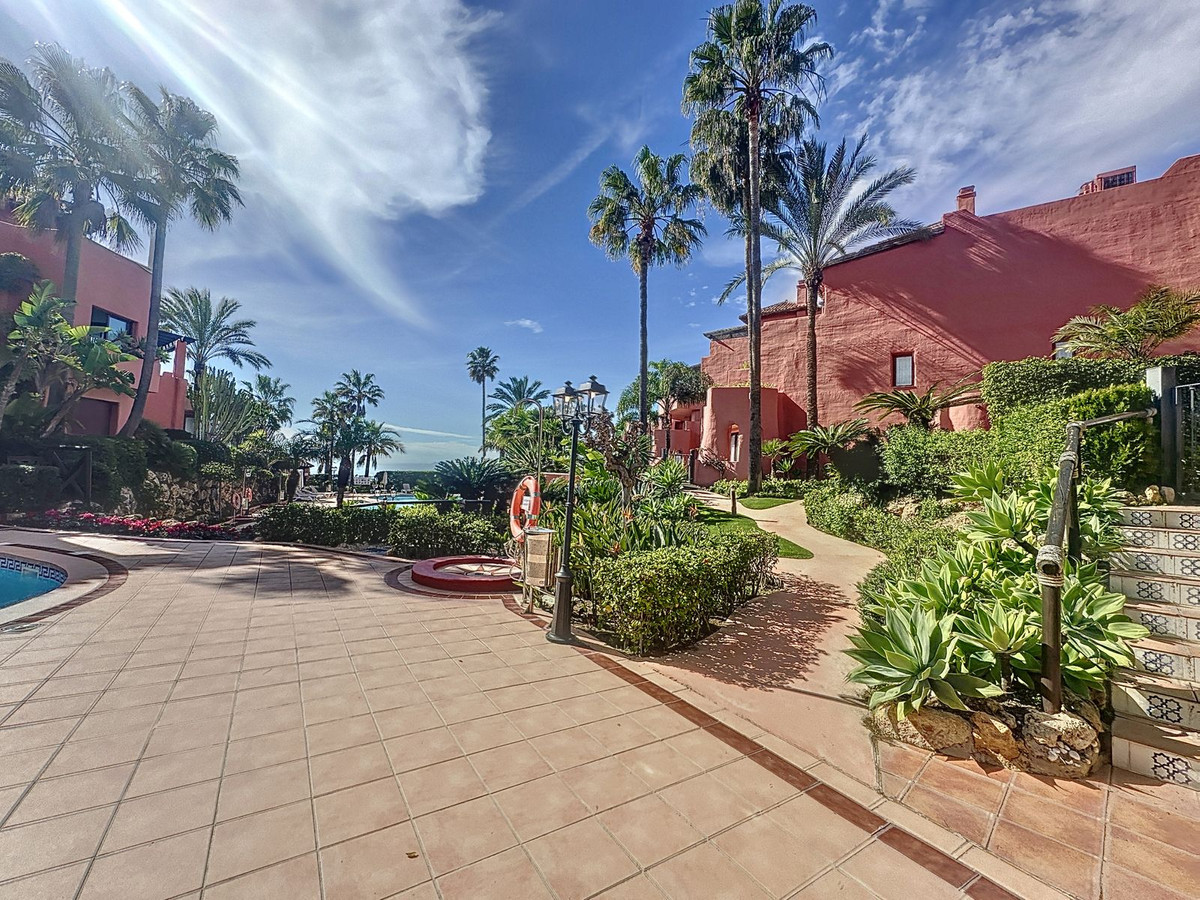 3 Bedroom Penthouse in Estepona - Фото 50