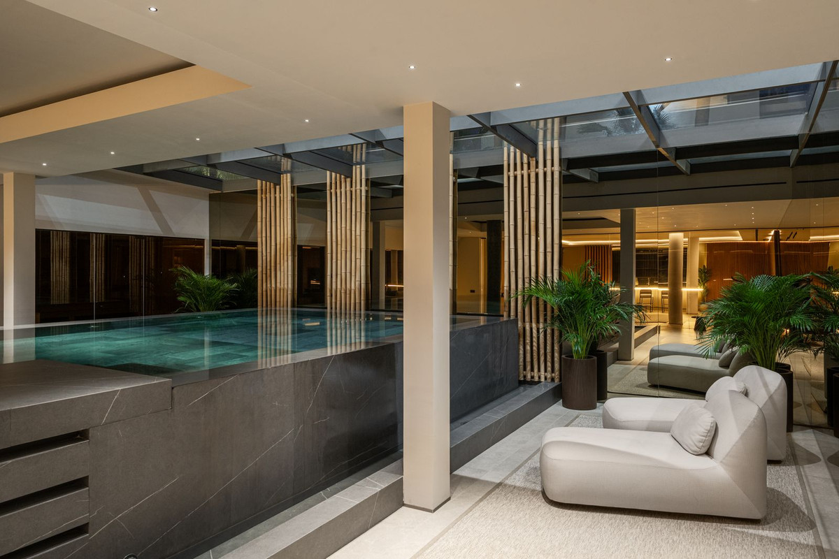 6 Bedroom Villa in Benahavís - Foto 20