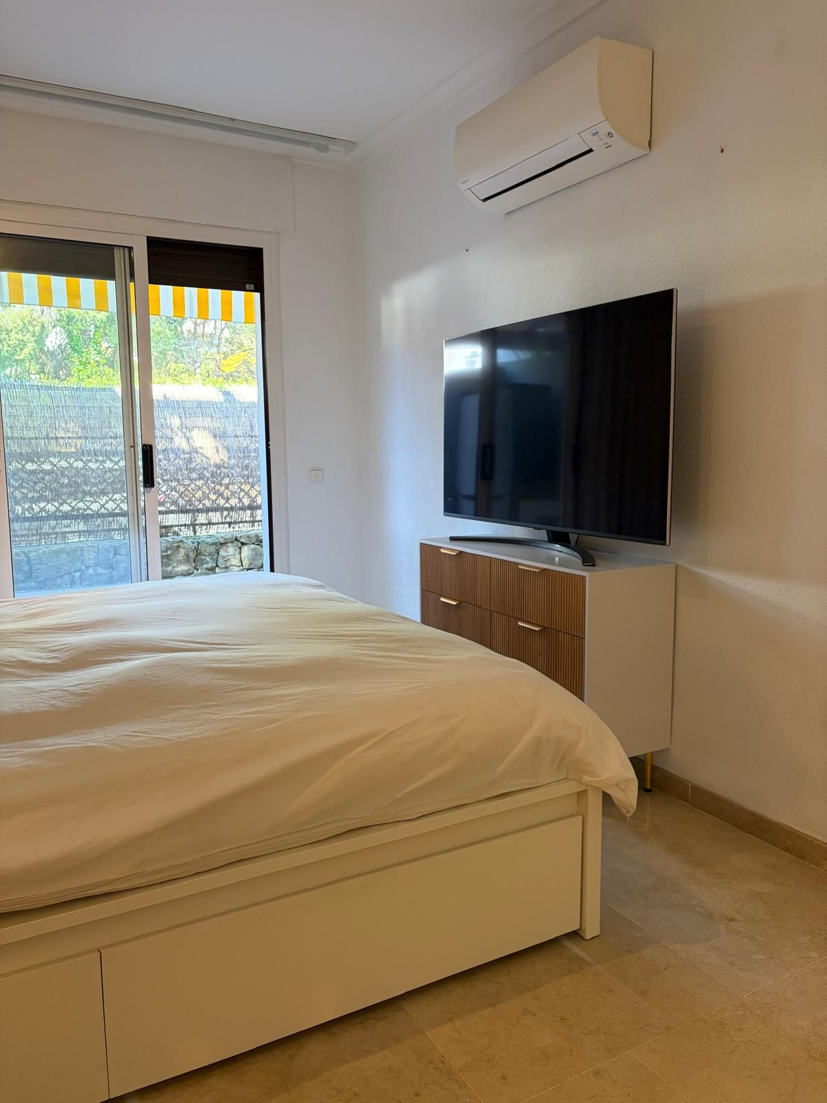 2 Bedroom Apartment in Marbella - Photo 9