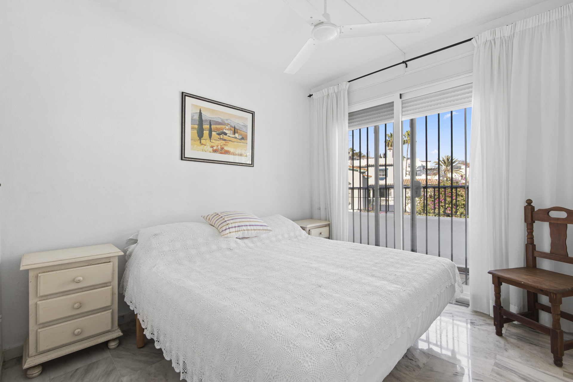 3 Bedroom Townhouse in Estepona - Photo 17