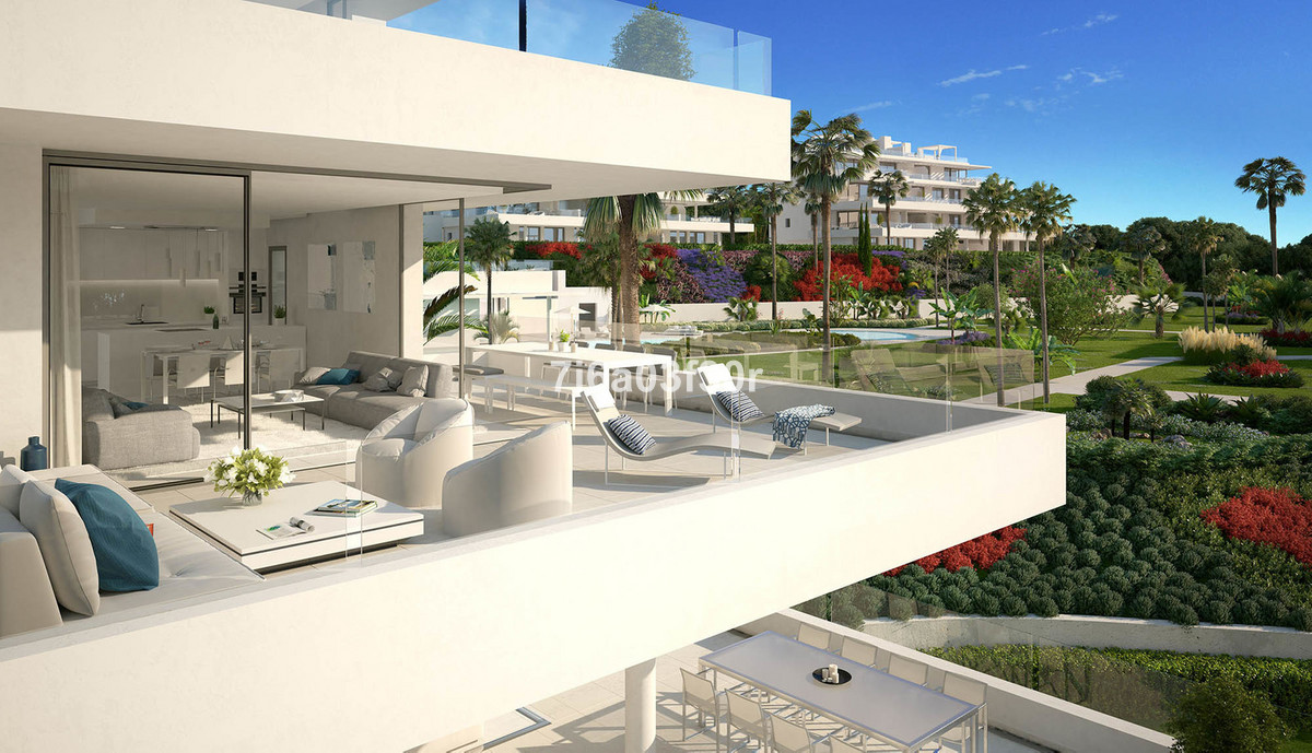 3 Bedroom Penthouse in Estepona - Фото 3